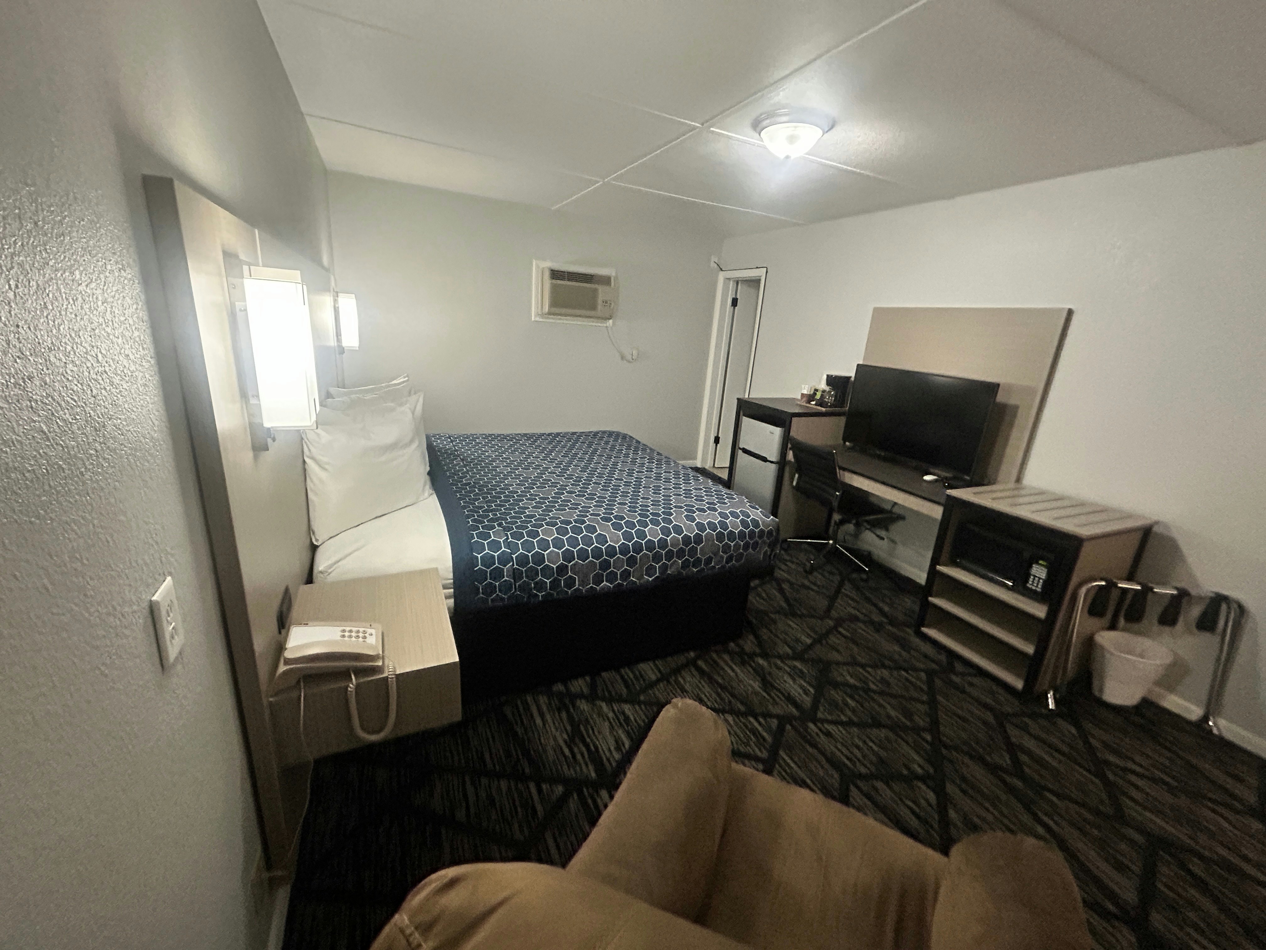 Budget Inn Oskaloosa US 63 Near Pella