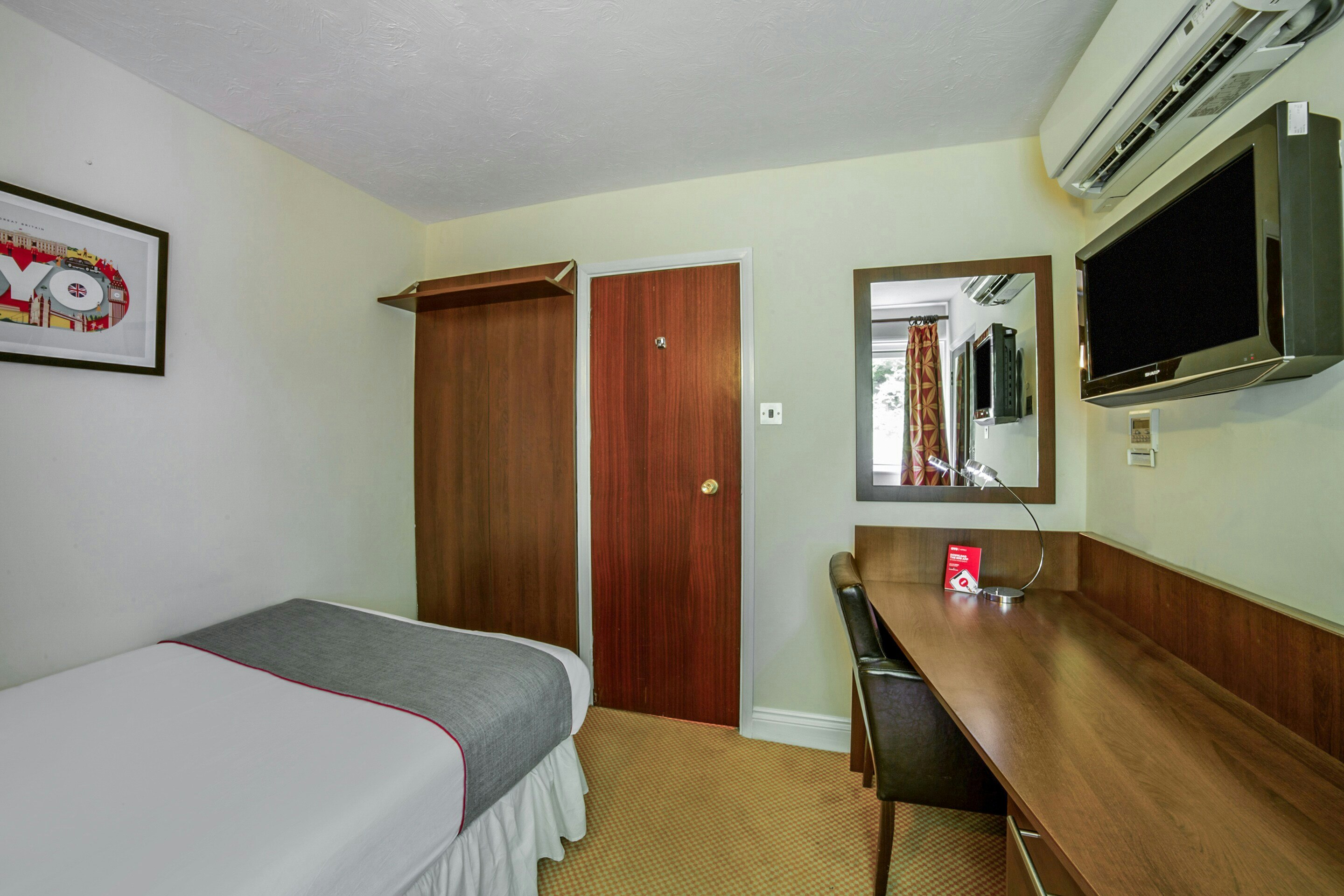 OYO Hotel Calhoun GA I 75 US