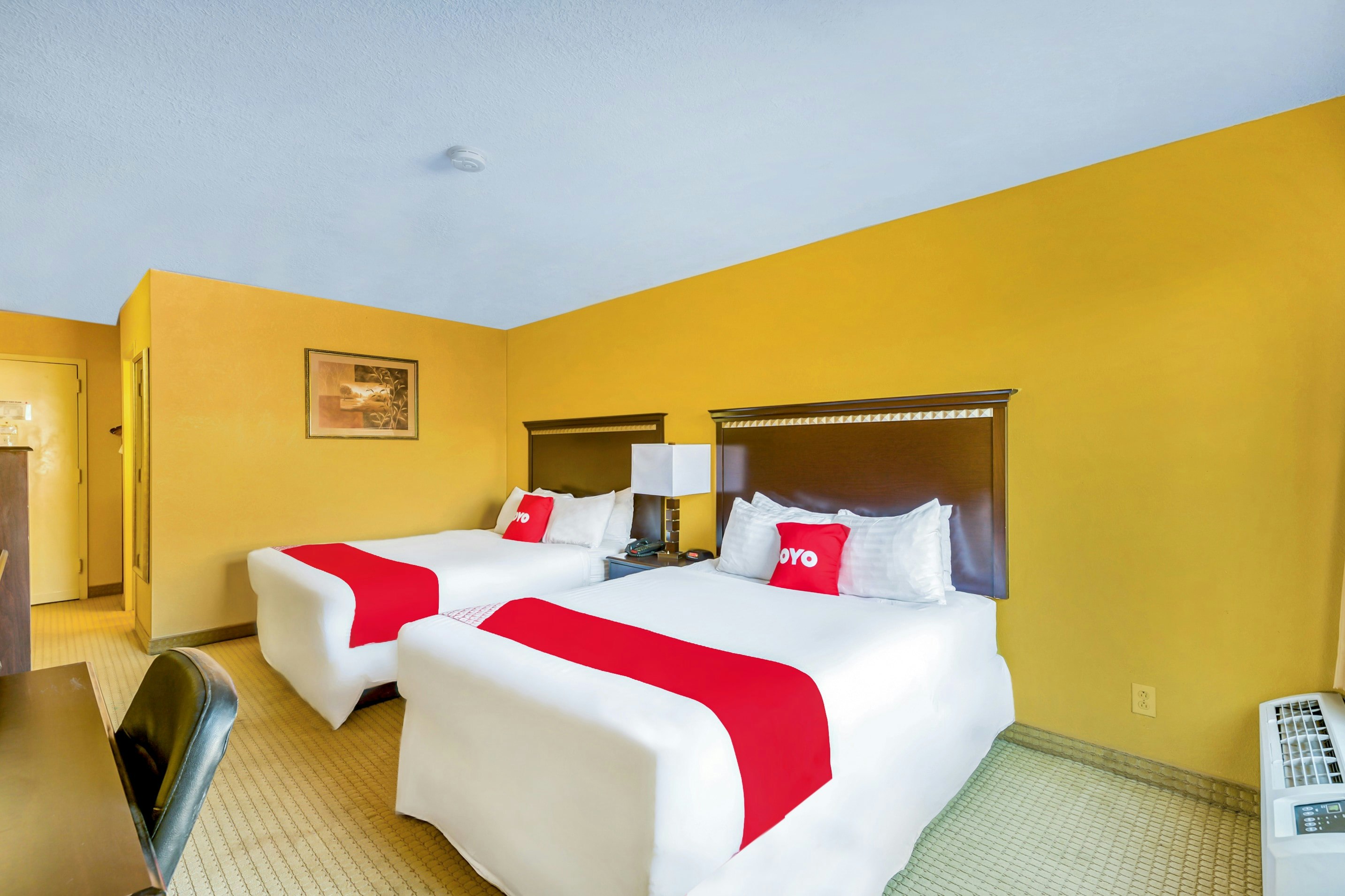 2 Queen Beds