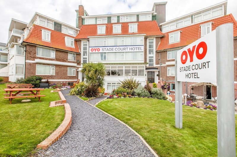 OYO Townhouse Buffalo Internat