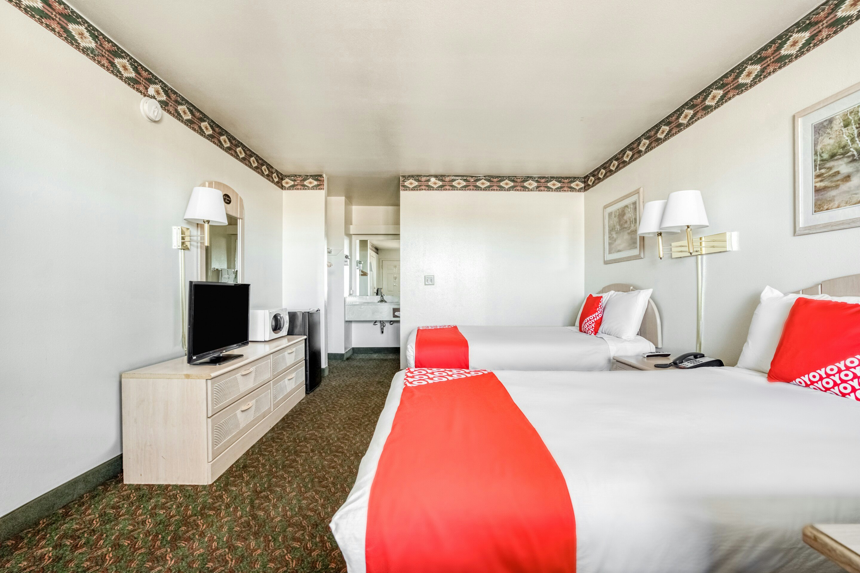 OYO Hotel Orlando Florida Mall