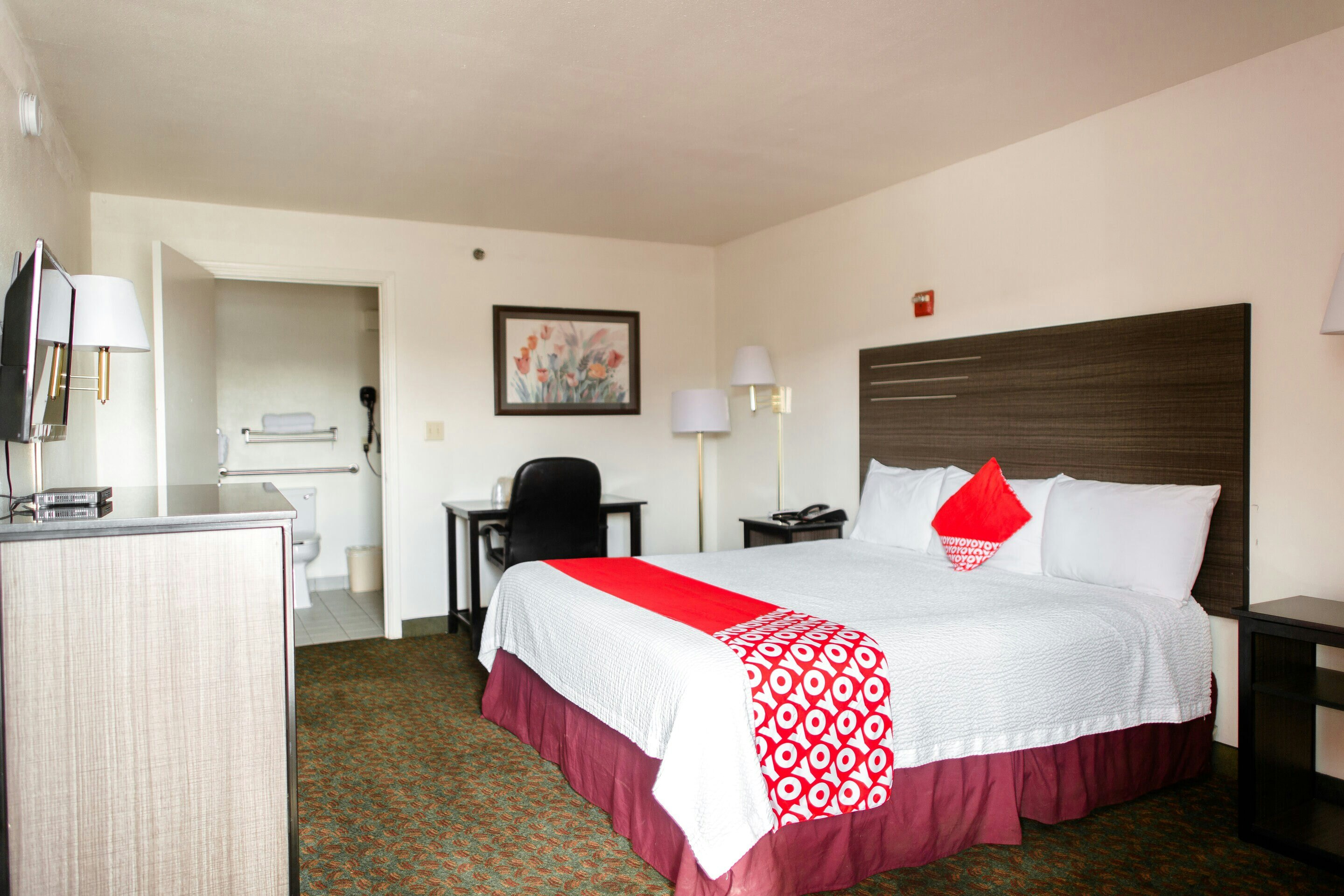 OYO Hotel Orlando Florida Mall