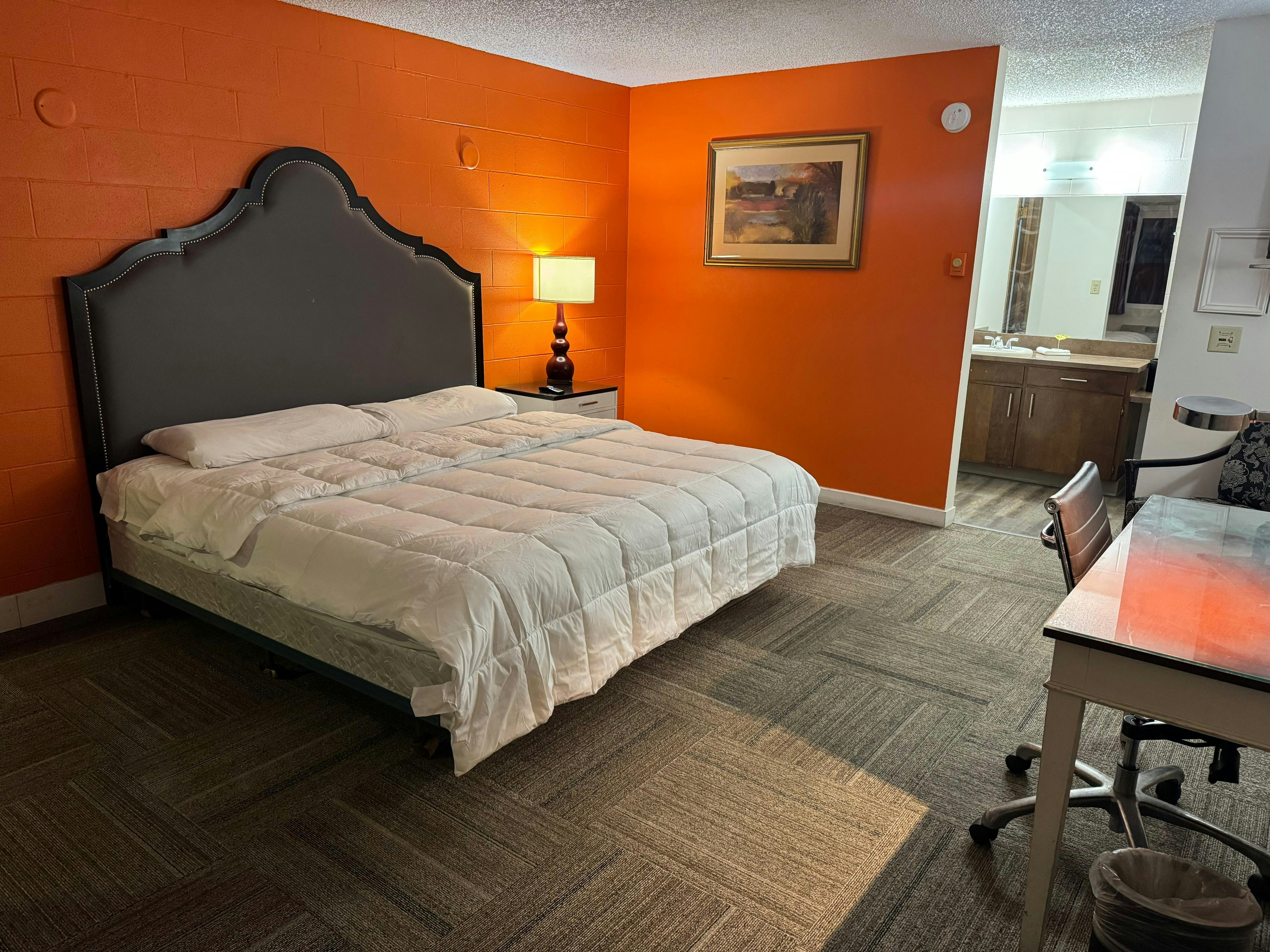King Bed Non-Smoking