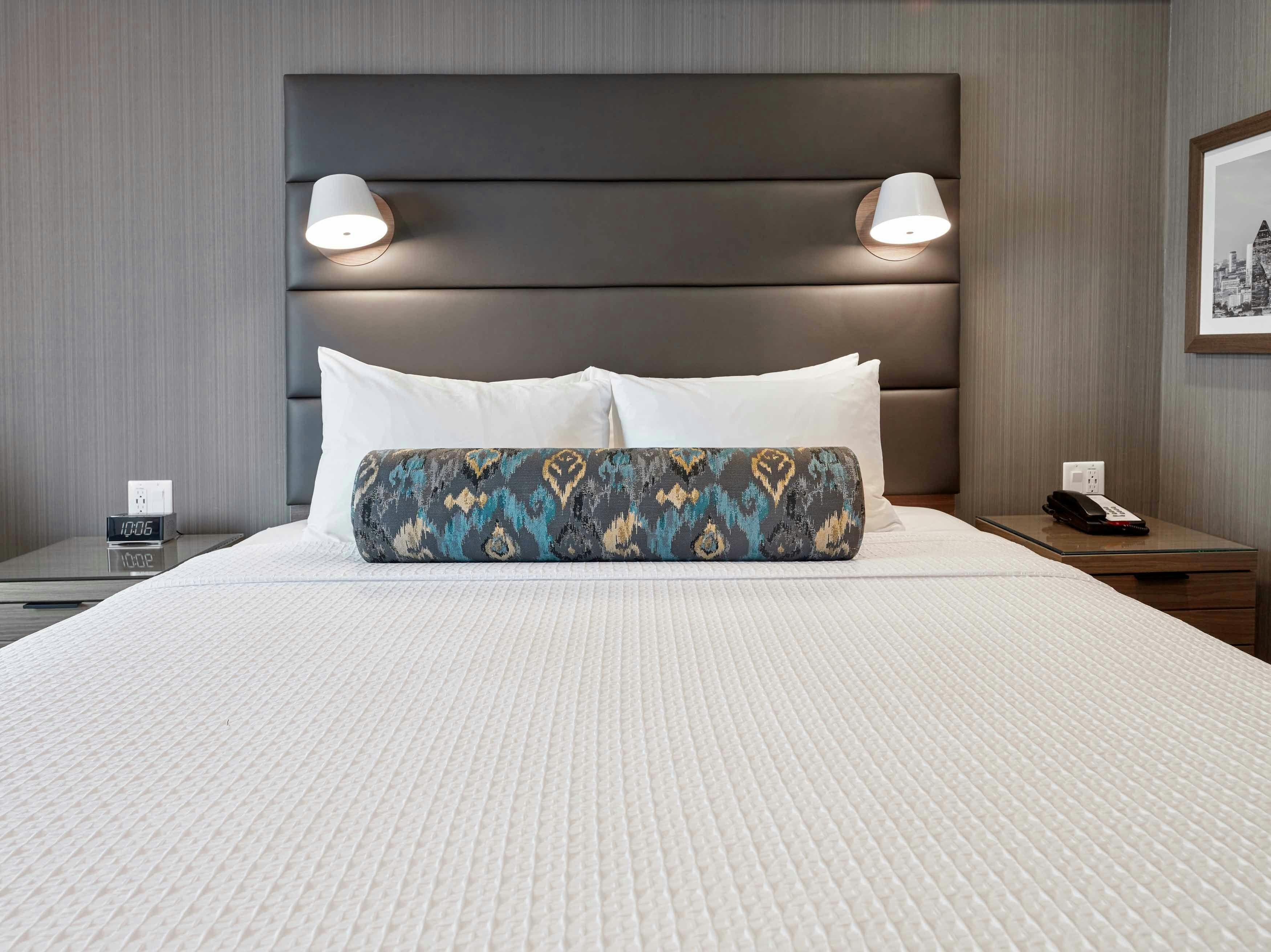 Sandman Signature Plano-Frisco Hotel