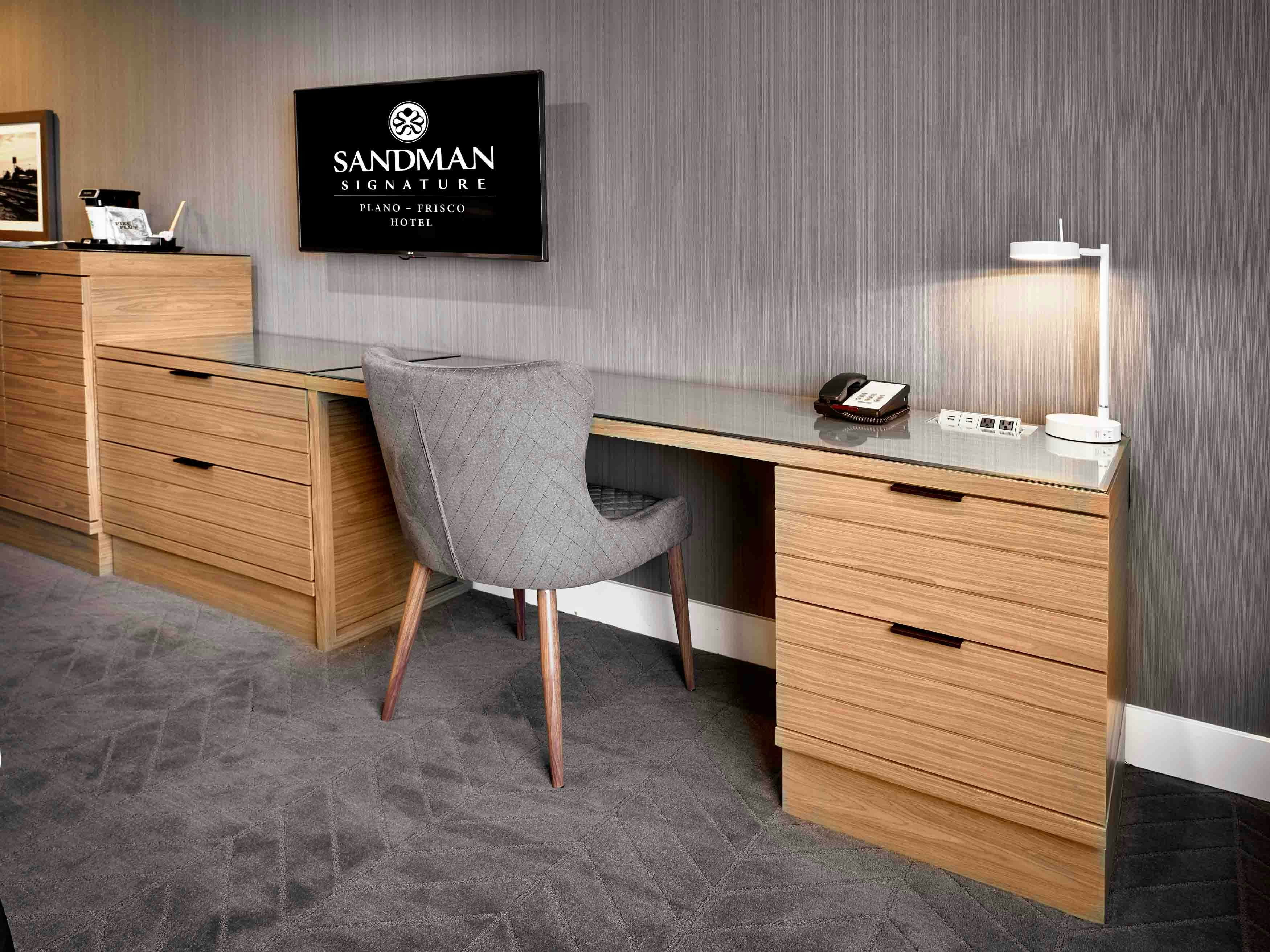 Sandman Signature Plano-Frisco Hotel
