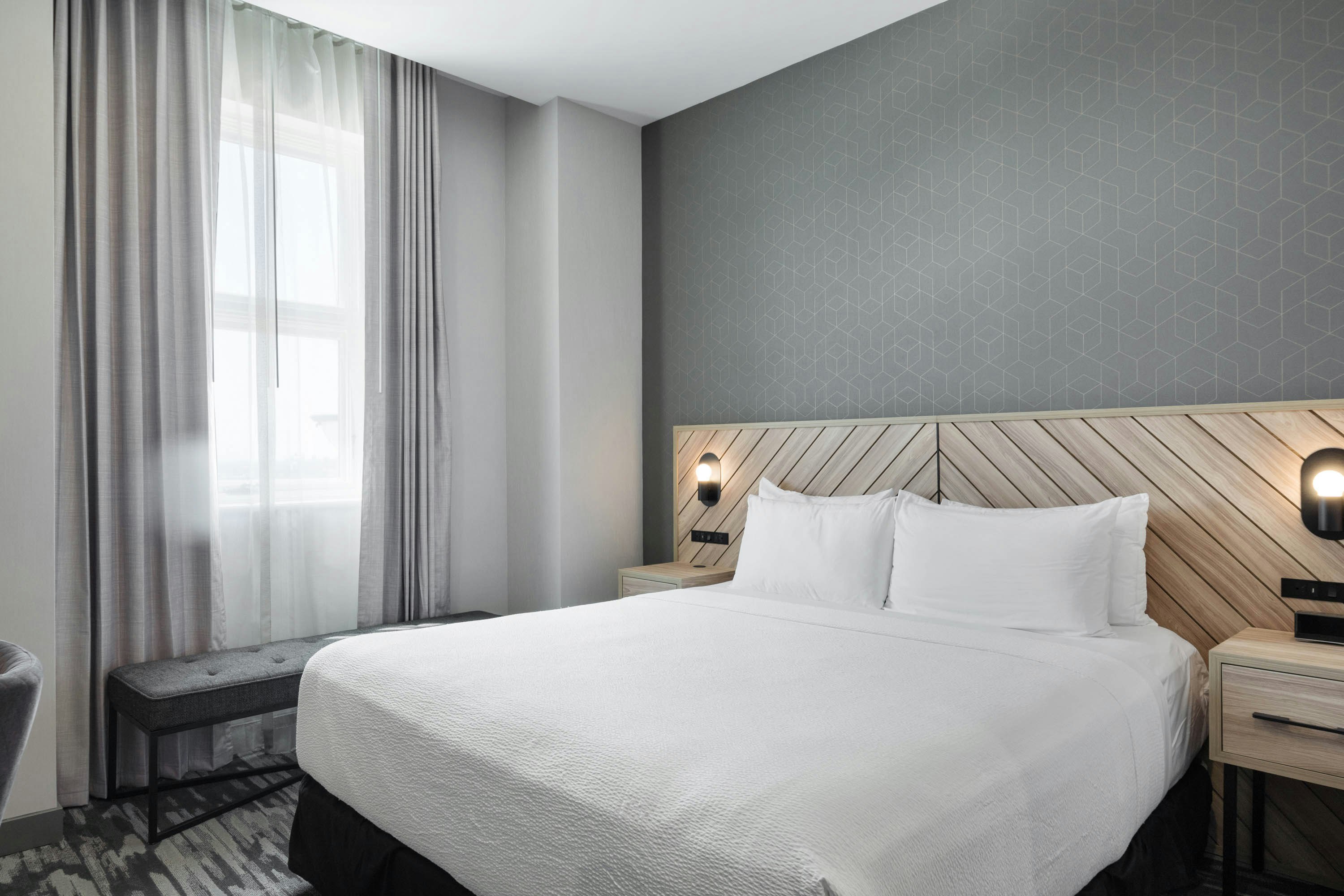 Sandman Signature Fort Worth Downtown Hotel