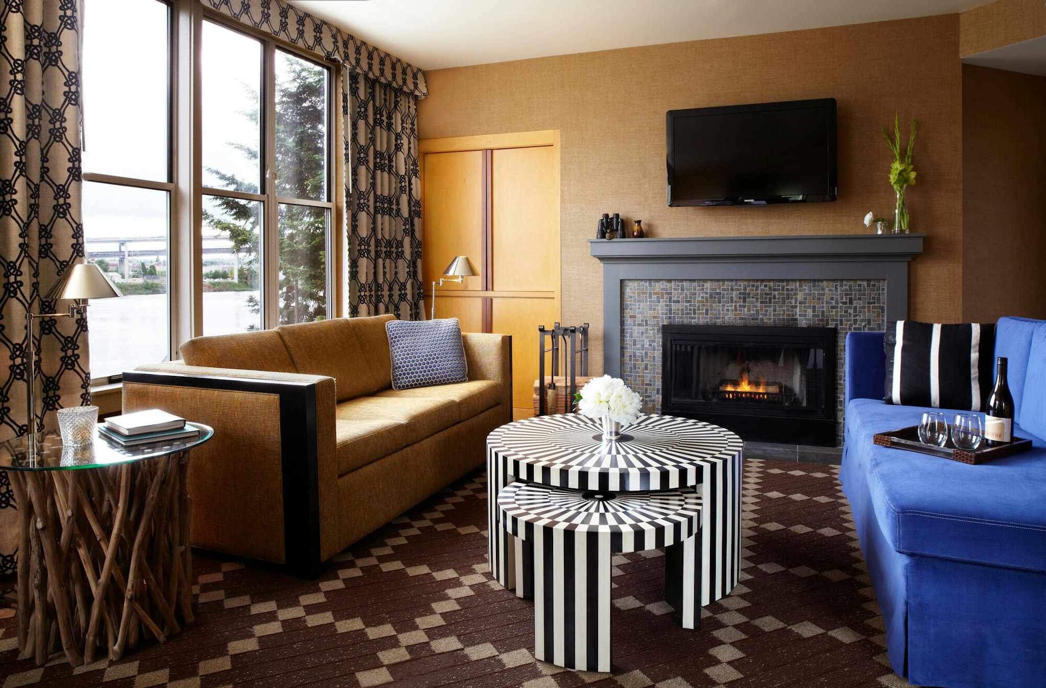 Kimpton RiverPlace Hotel