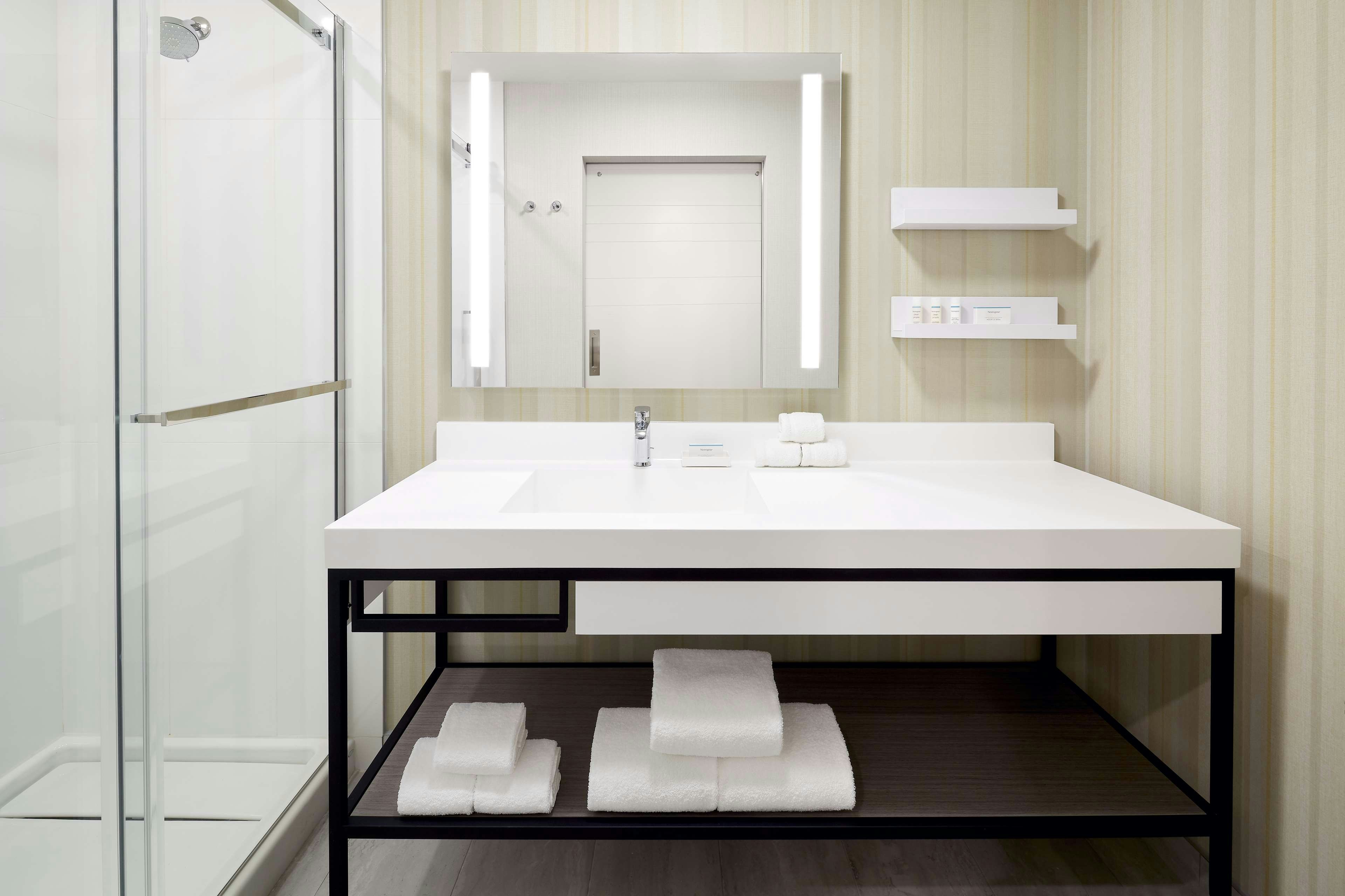LUCID – Beachfront Golf Resort