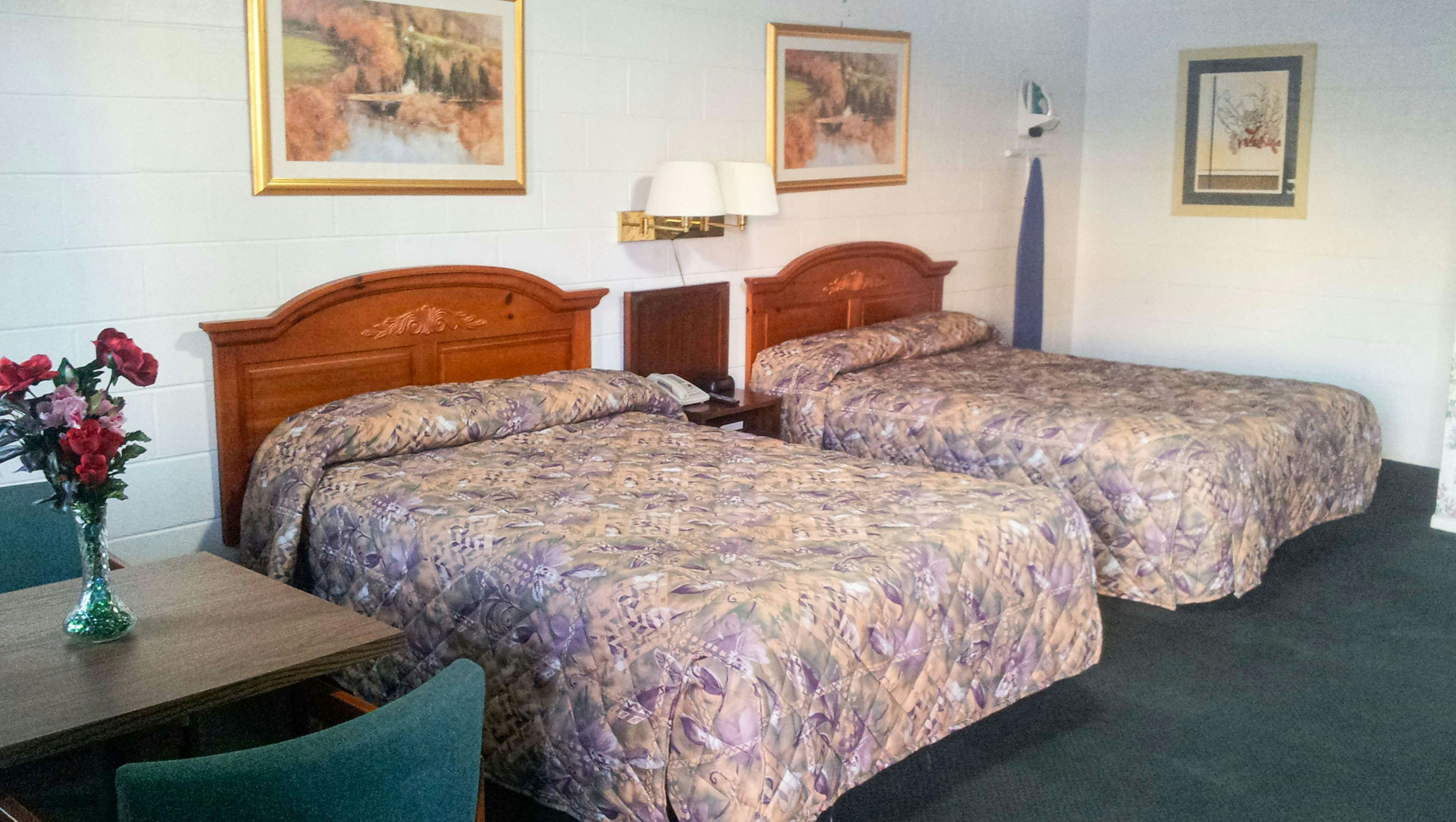 Relax Inn Westminster 2 Double Beds Nonsmoking