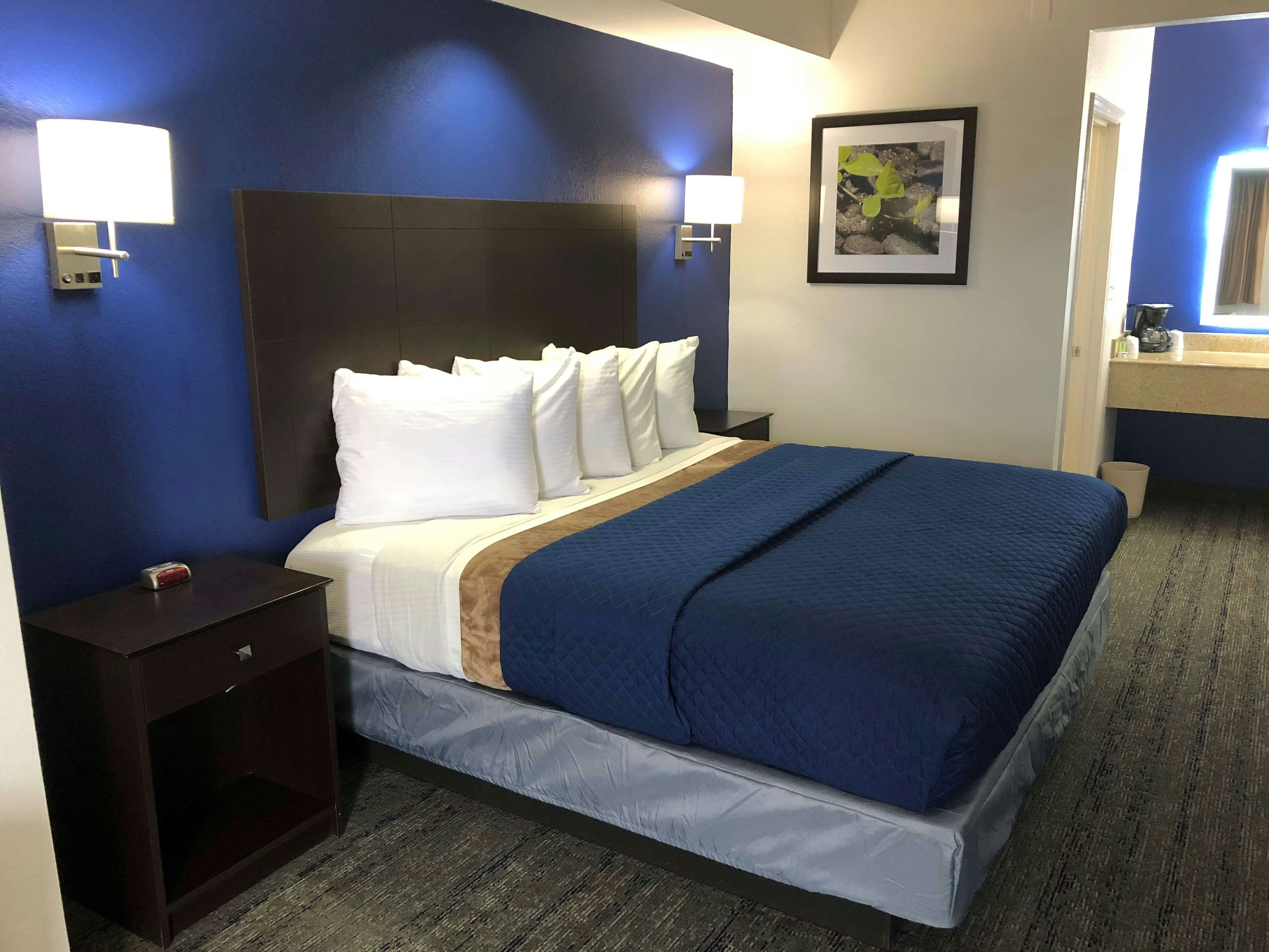 Executive Inn & Suites Joaquin