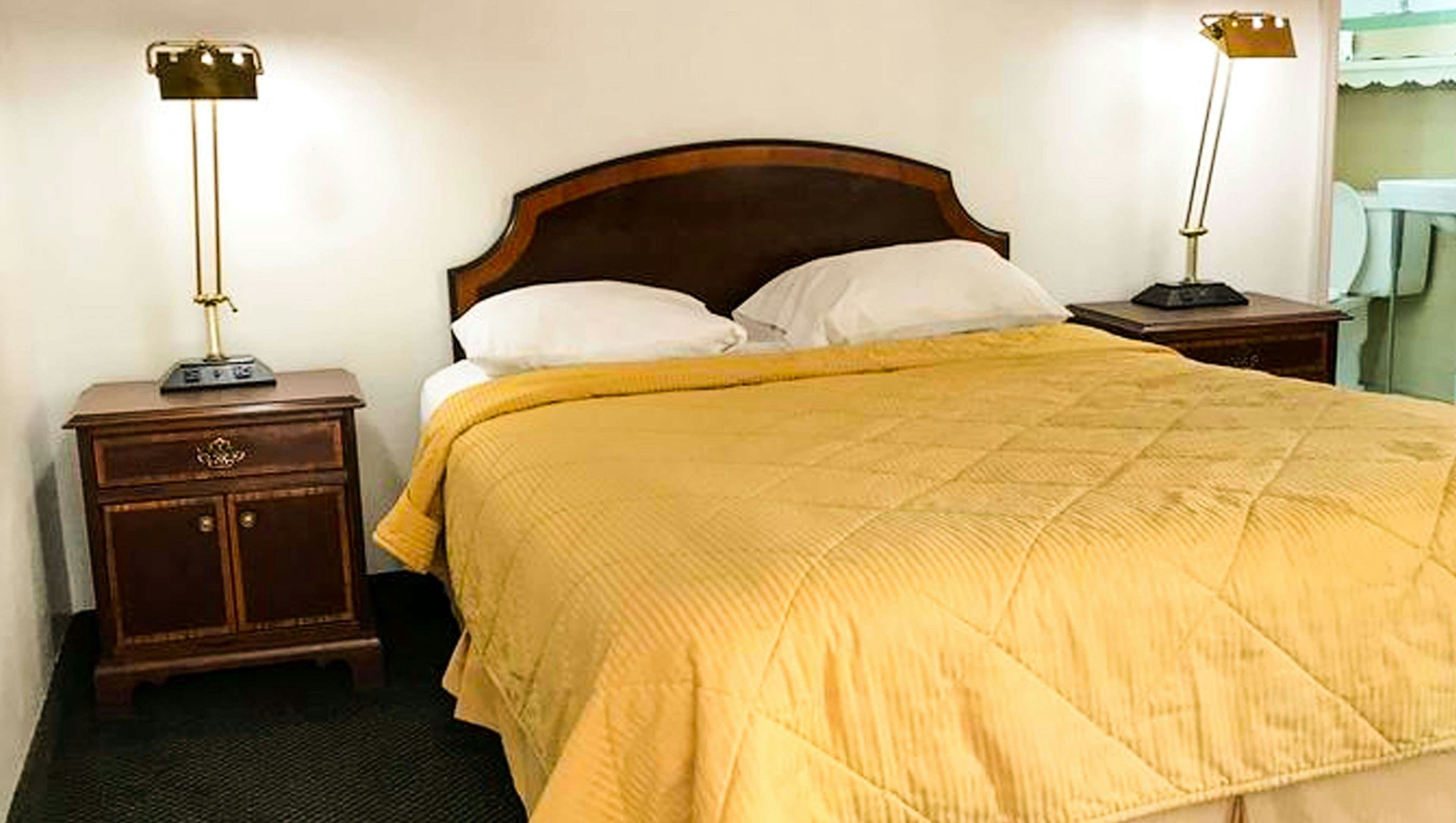 Relax Inn Altoona