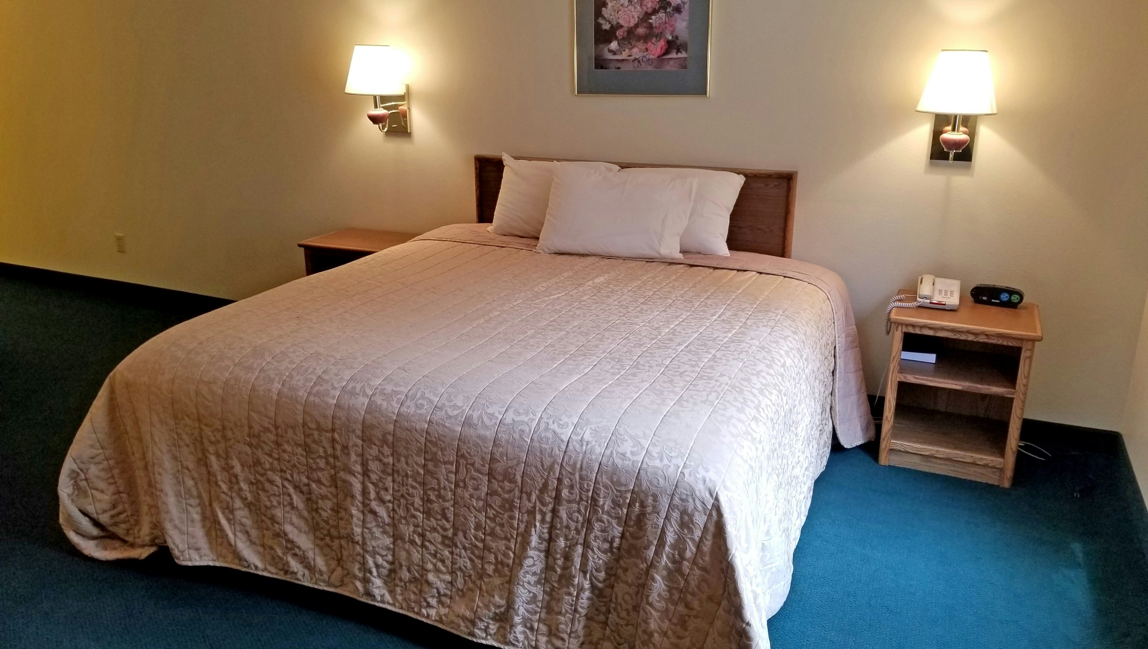 Keystone Boardwalk Inn and Suites 1 King Suite Non Smoking