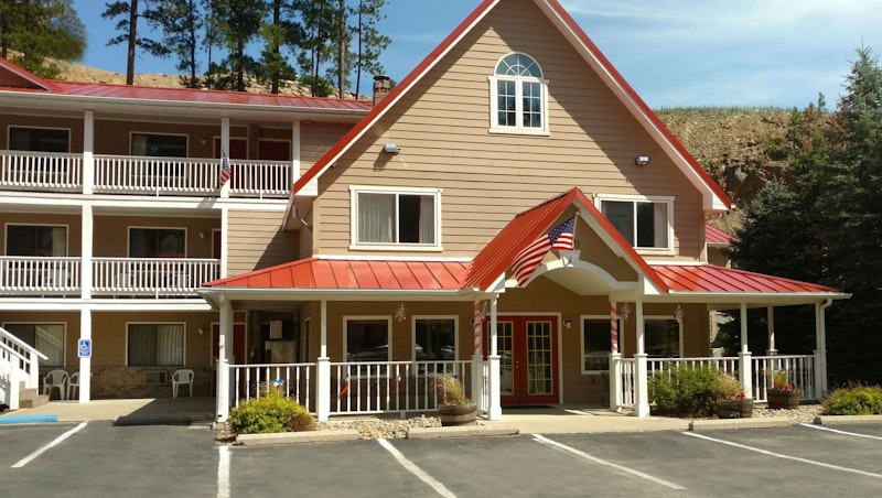 Keystone Boardwalk Inn and Suites