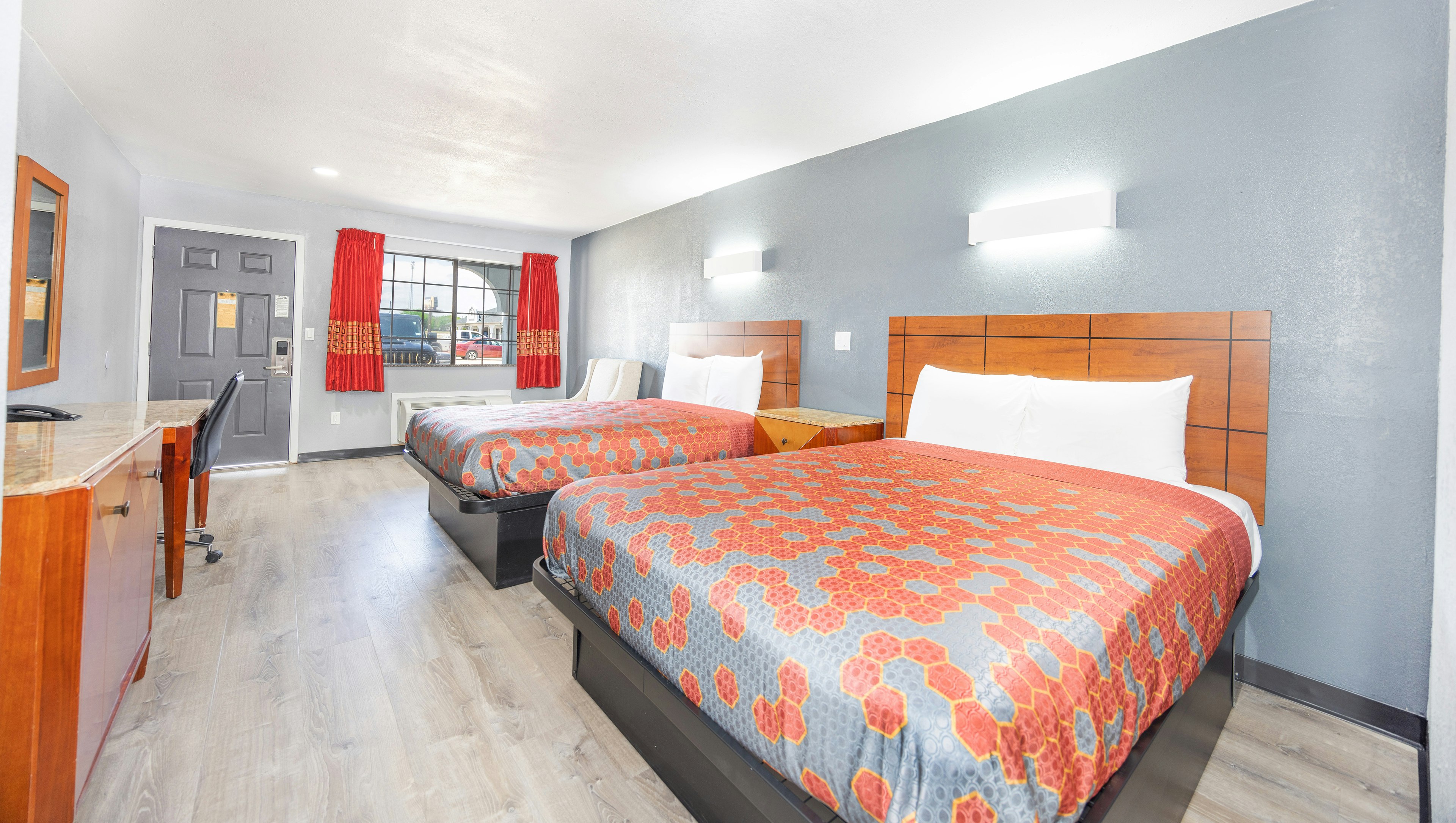 Executive Inn of Hondo 2 Queen Bed Nonsmoking