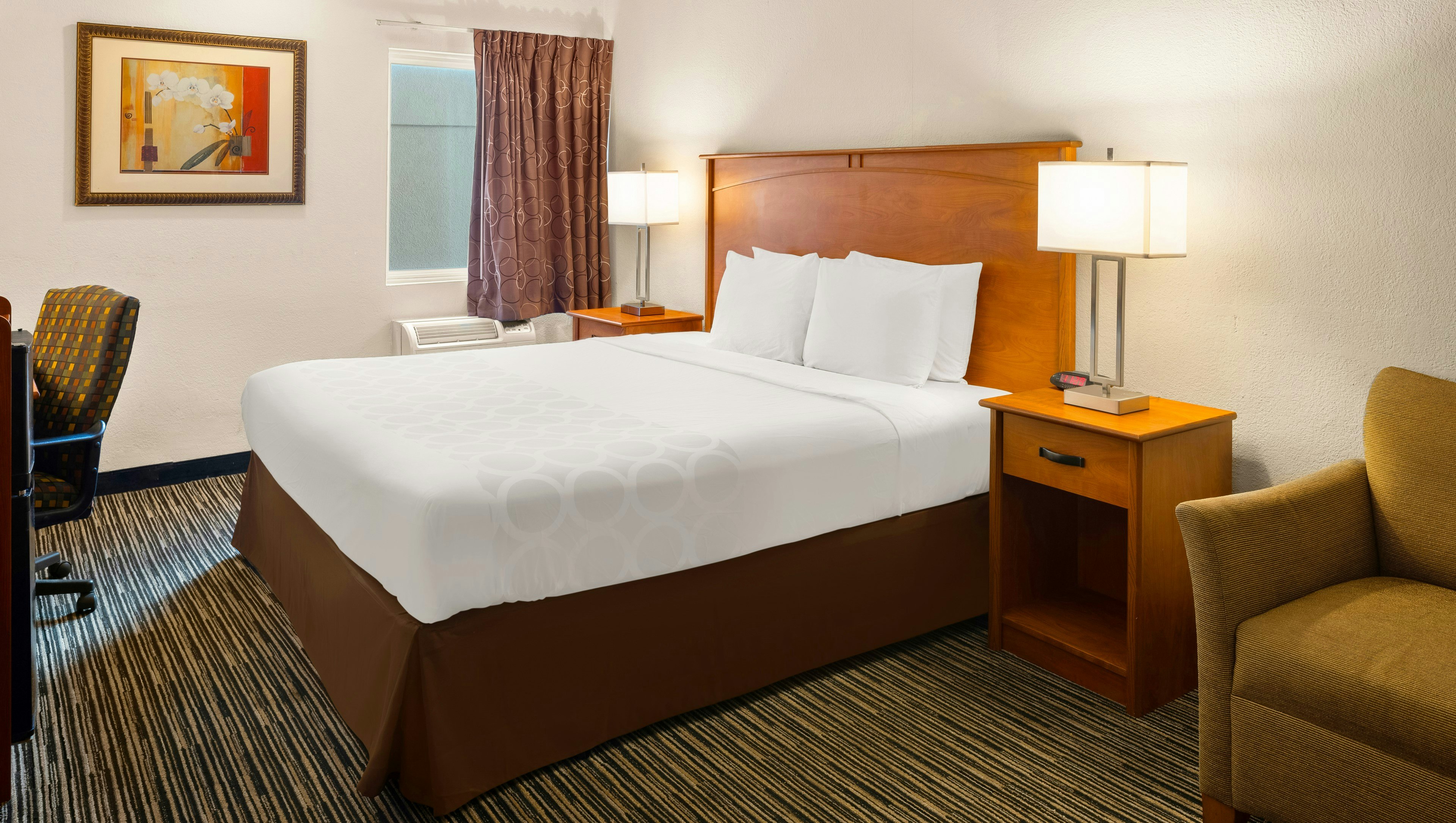 Magnuson Hotel Detroit Airport
