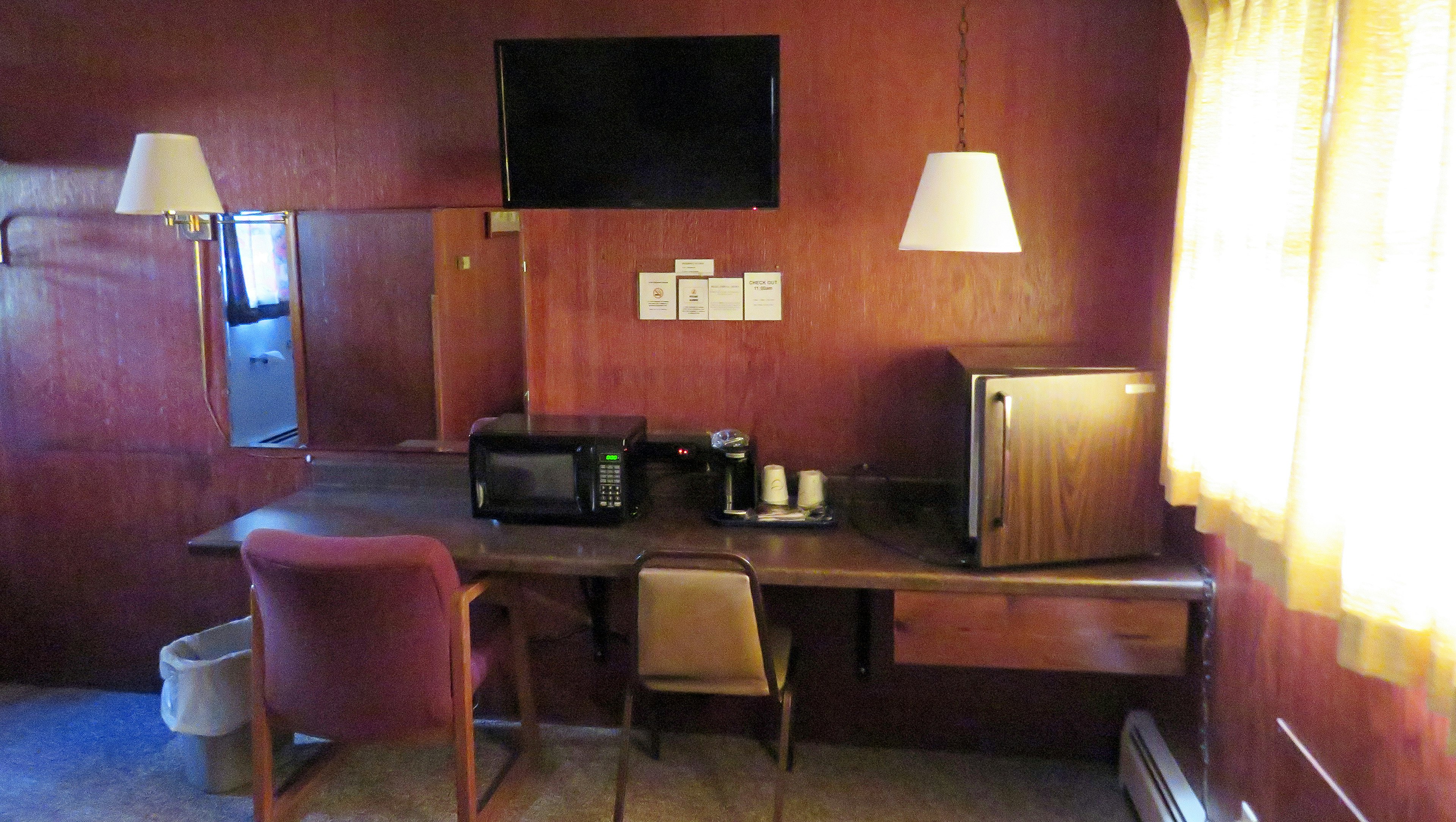 Indianhead Ironwood Hotel