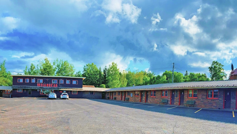 Indianhead Ironwood Hotel