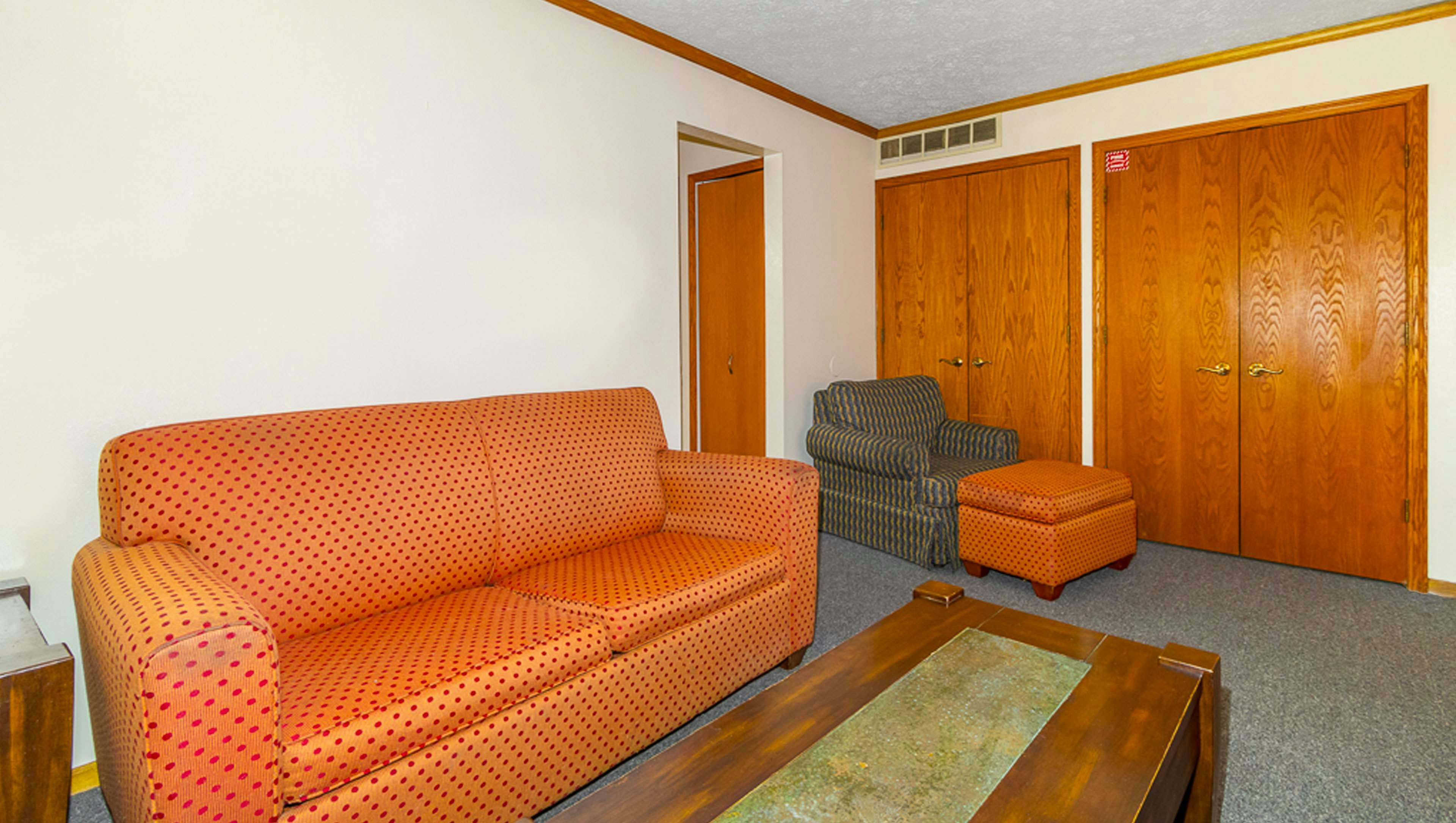 Magnuson Hotel Extended Stay Canton Ohio