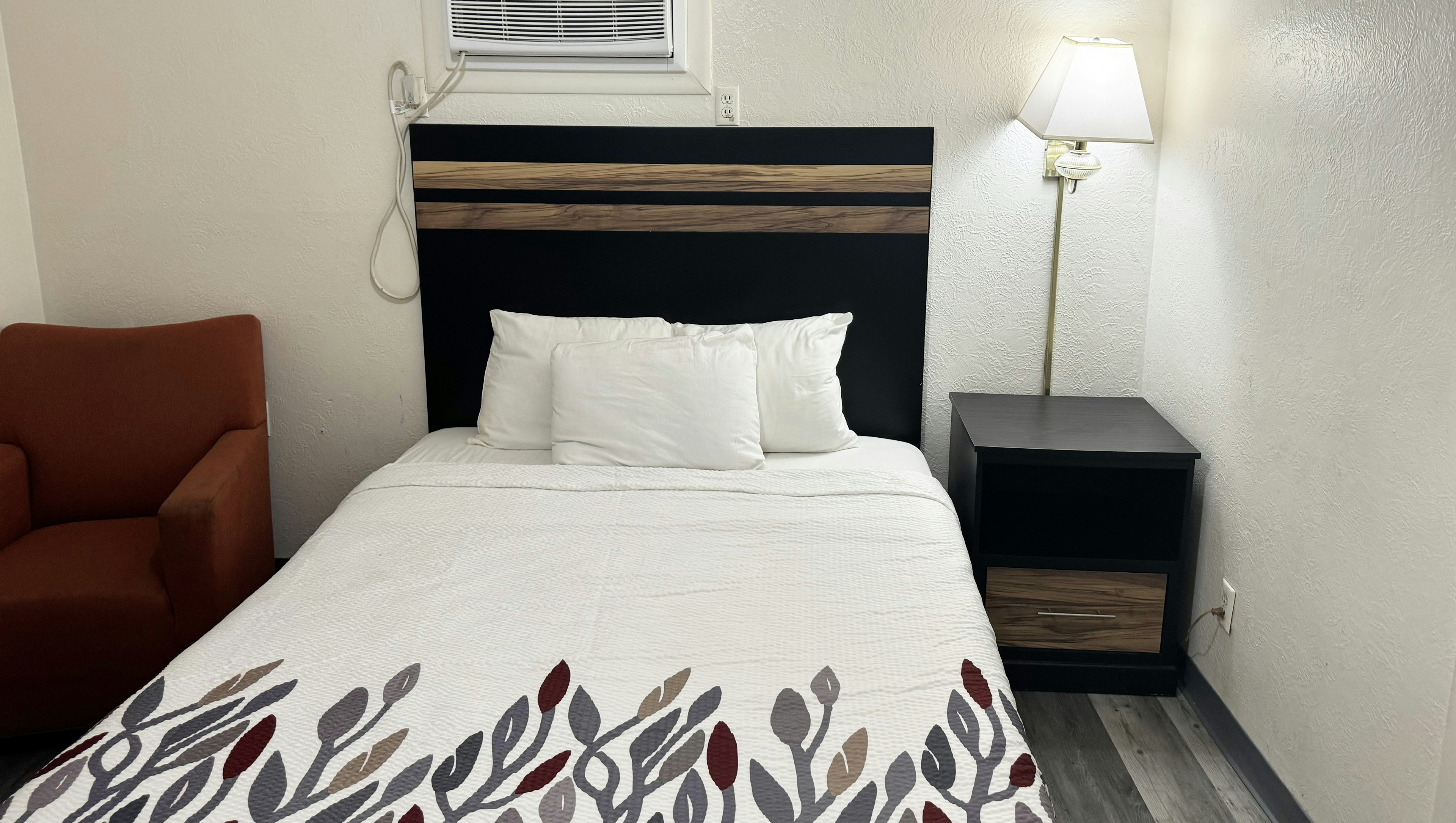 Magnuson Hotel Sierra Vista 1 Queen Bed Nonsmoking