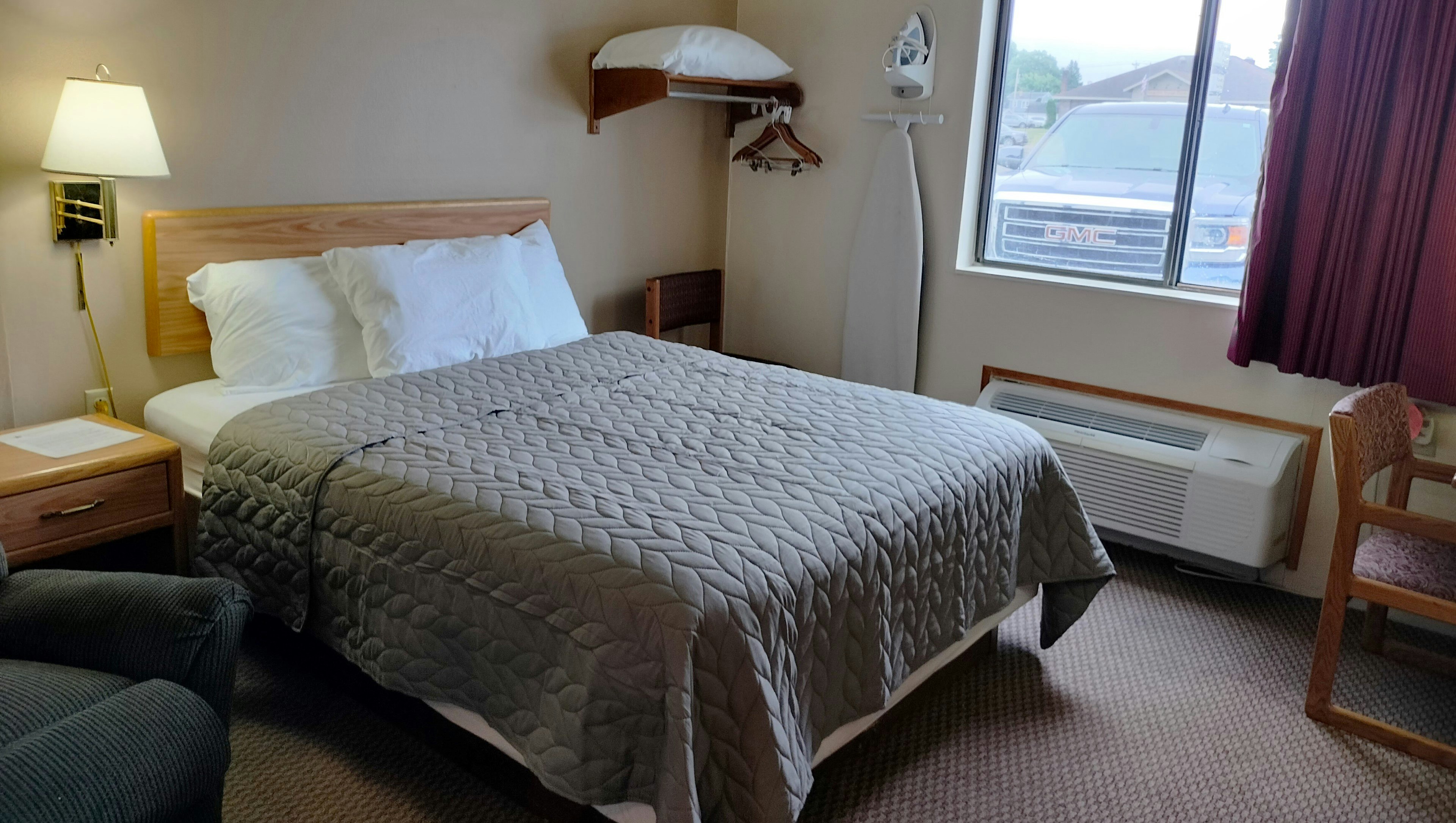 1 Queen Bed Accessible Non Smoking