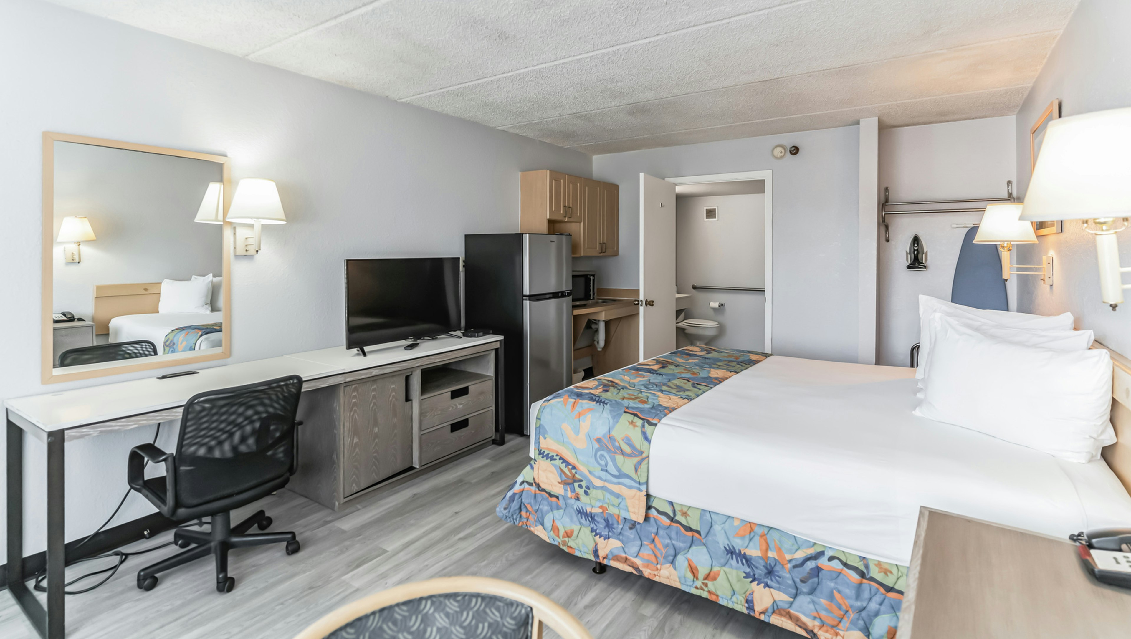 Home 1 Suites Extended Stay – Kissimmee