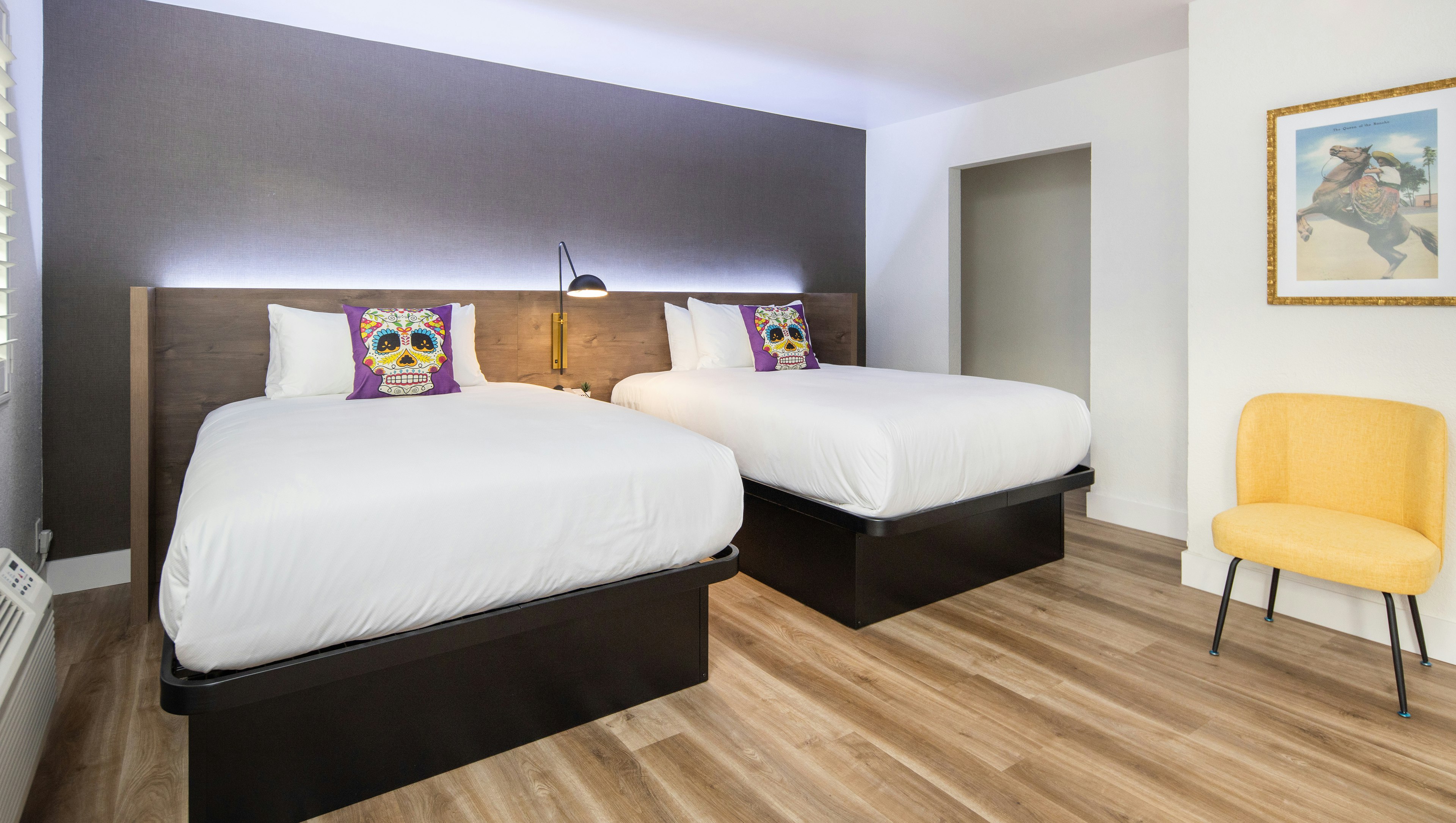 2 Double Beds Nonsmoking