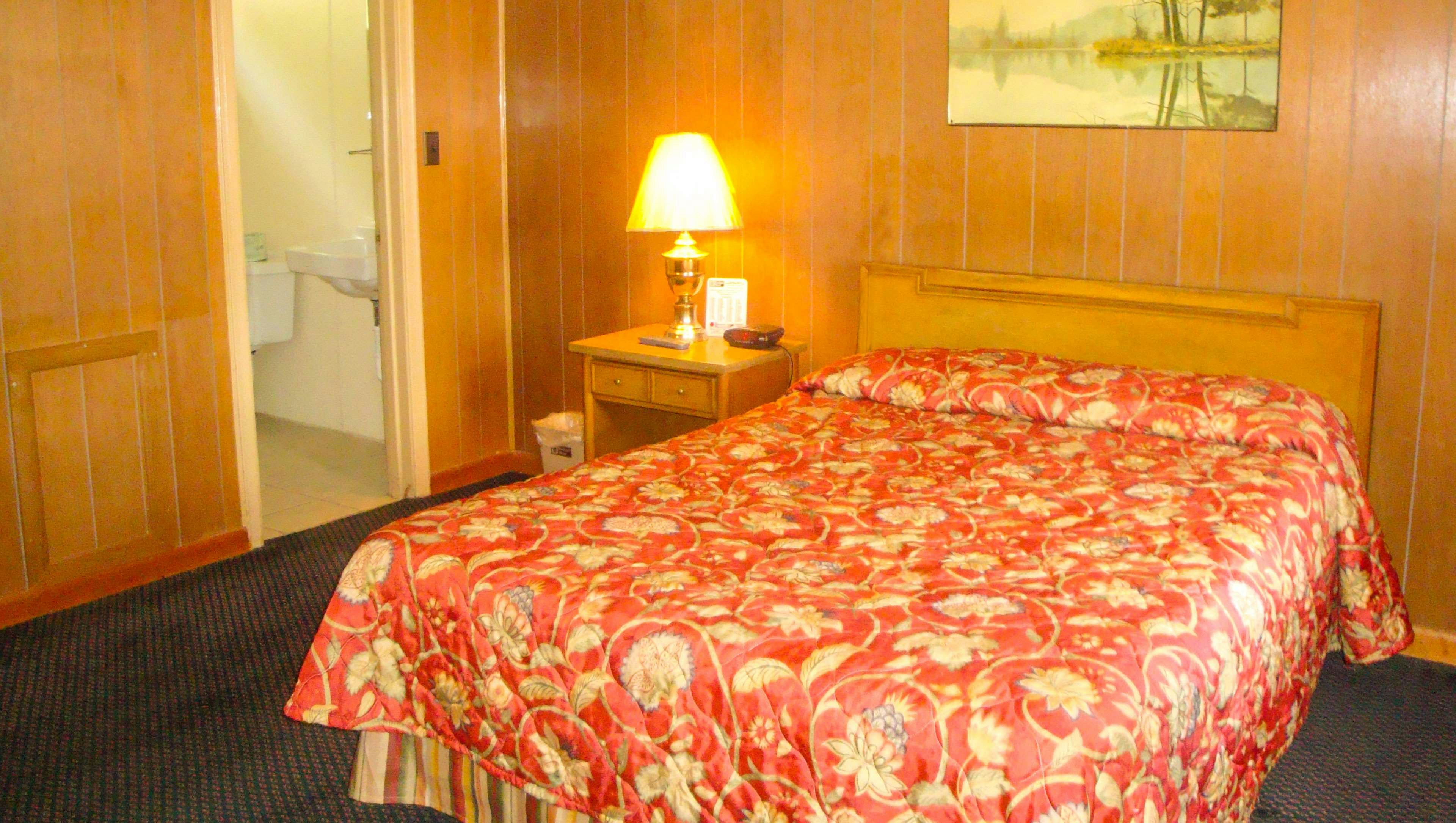 Golden Wheat Budget Host Inn Junction City