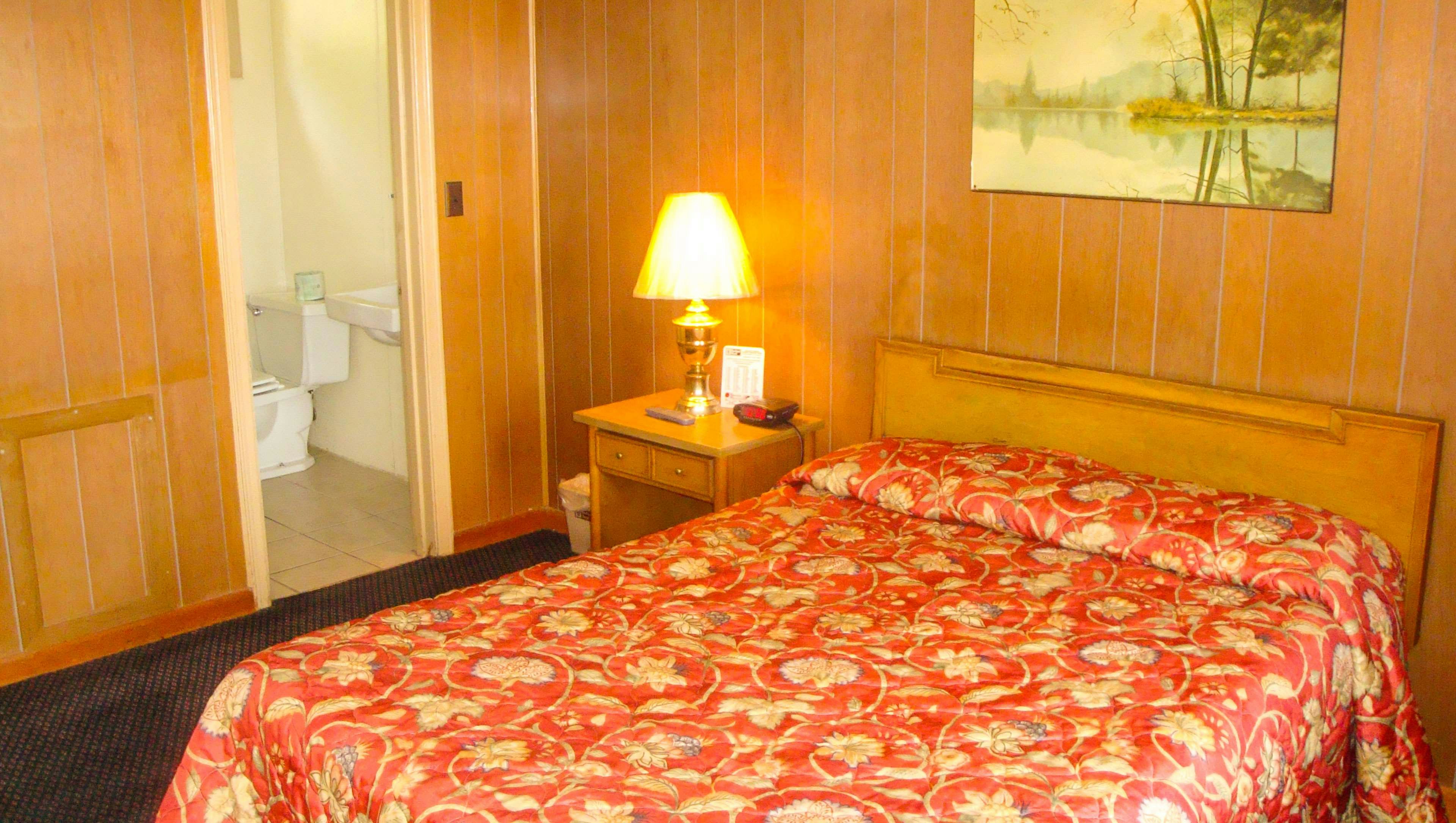 Golden Wheat Budget Host Inn Junction City