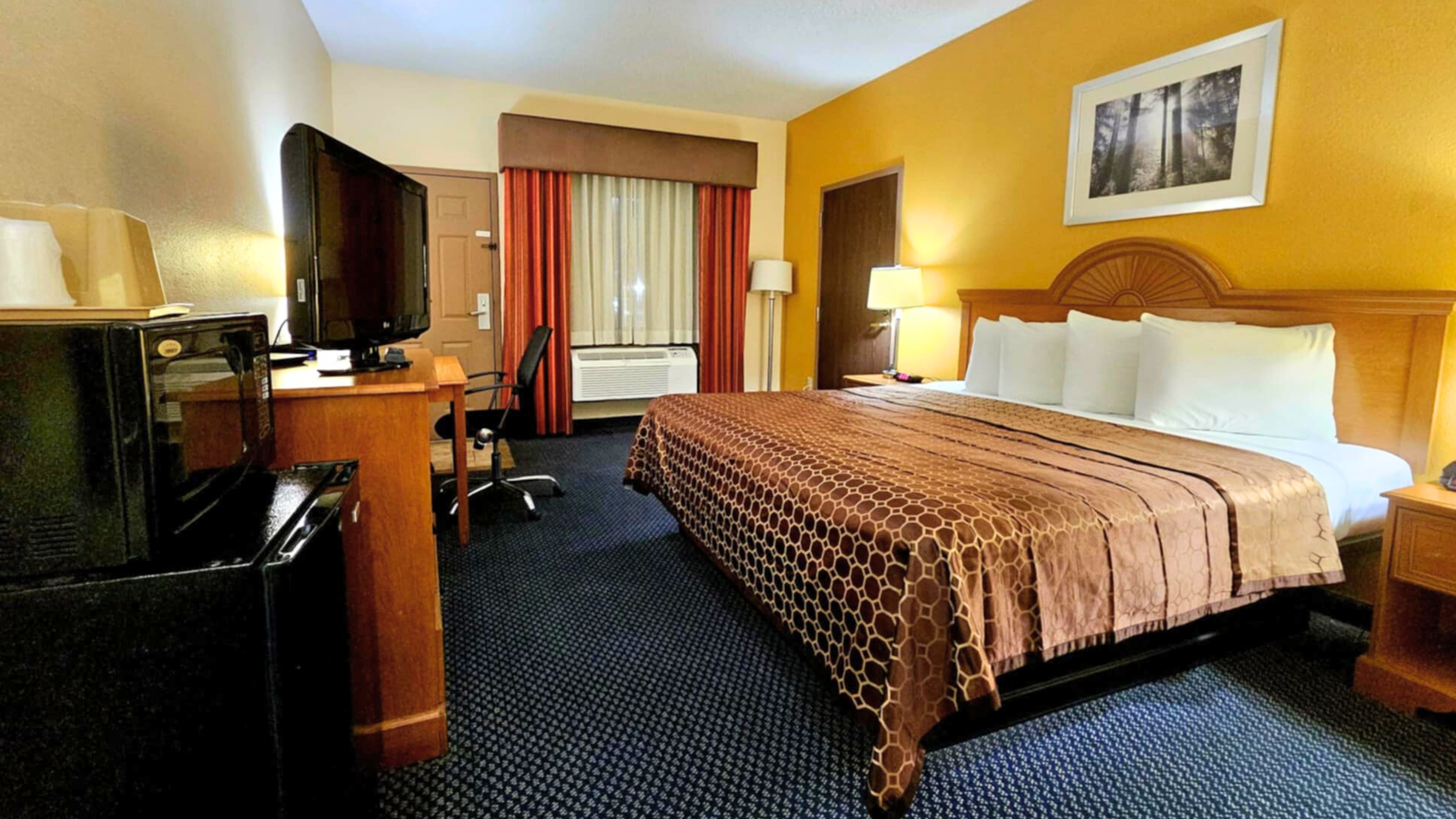 Magnuson Hotel Sand Springs
