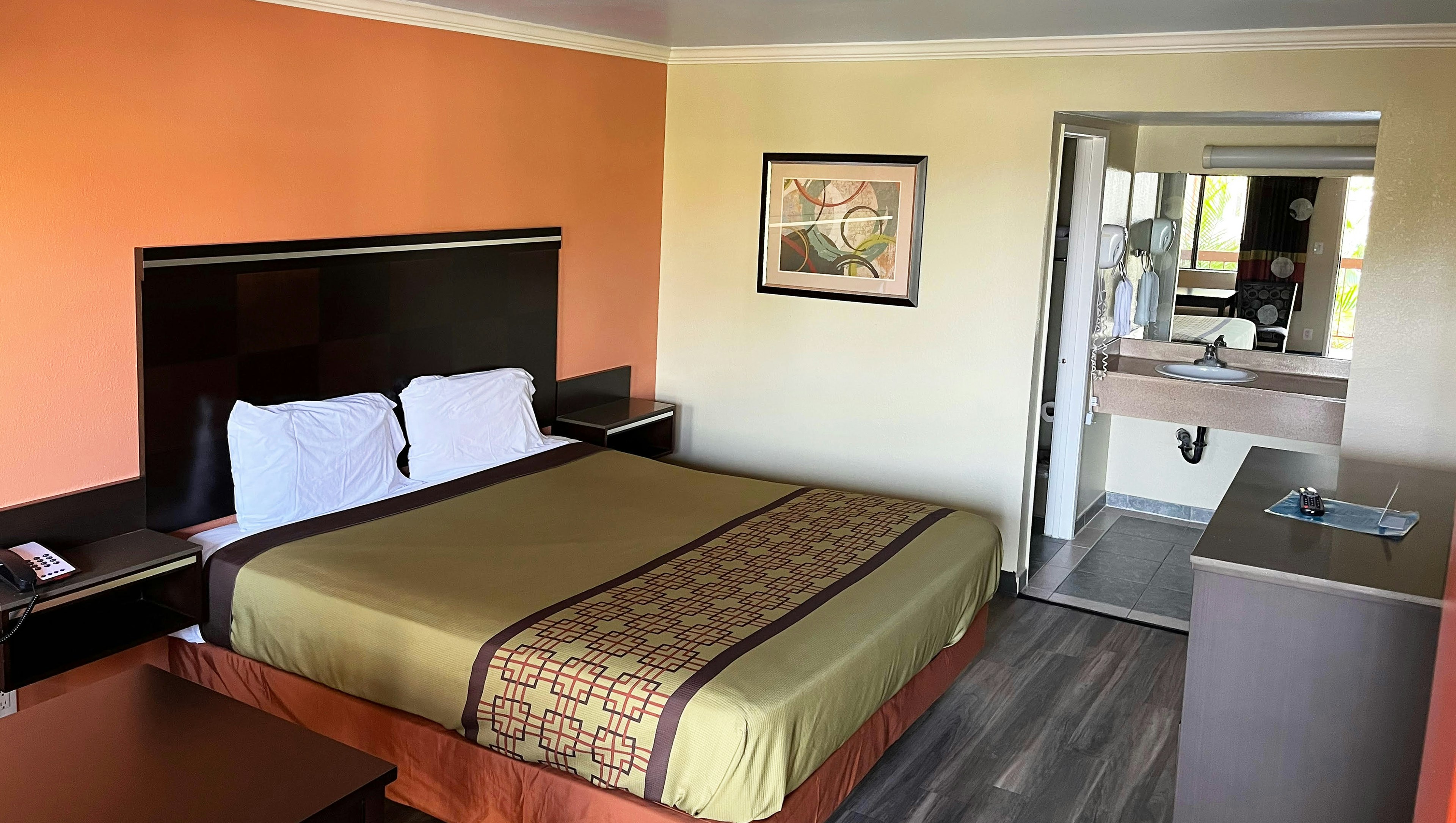 Rivera Inn and Suites Motel