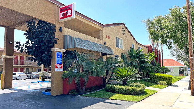 Rivera Inn and Suites Motel