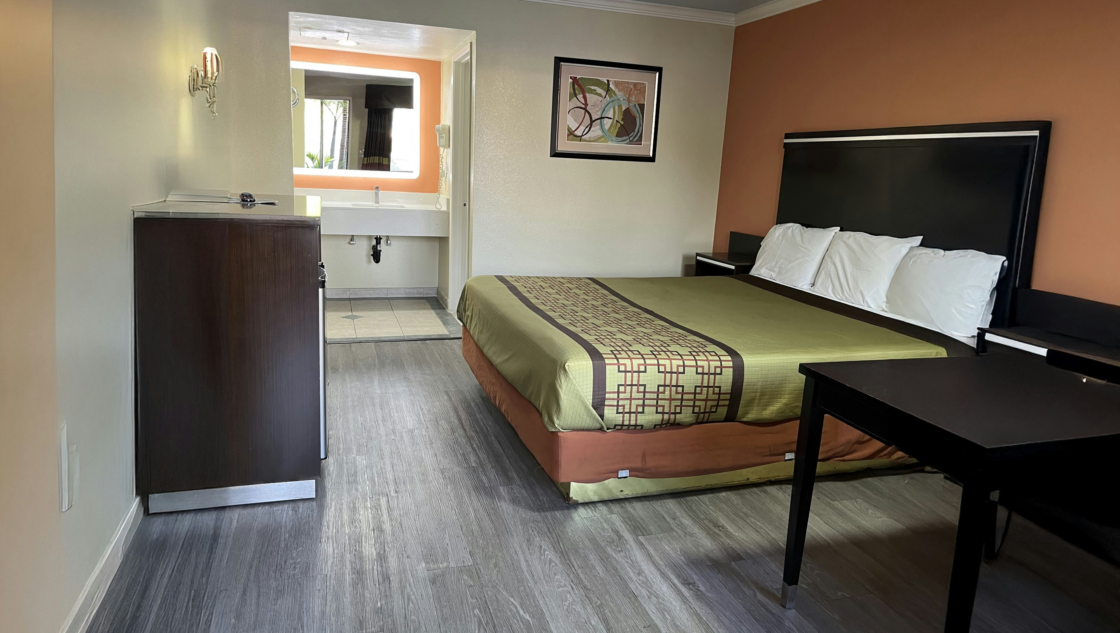 Rivera Inn and Suites Motel