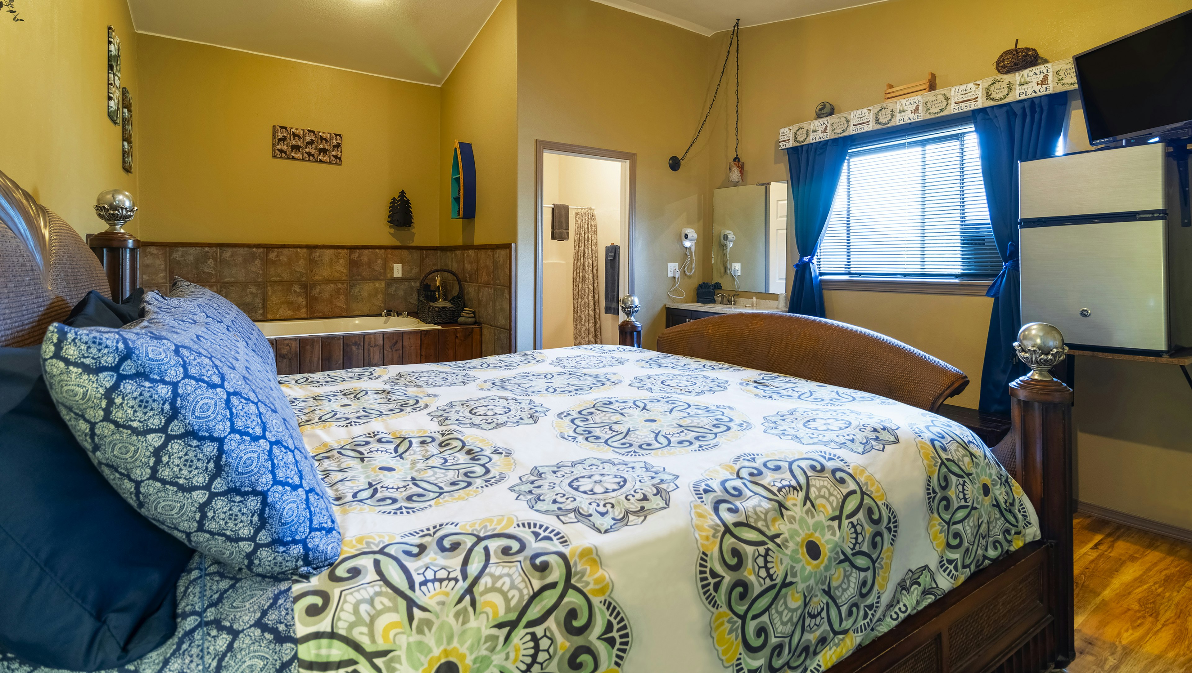 Dodge Peak Lodge