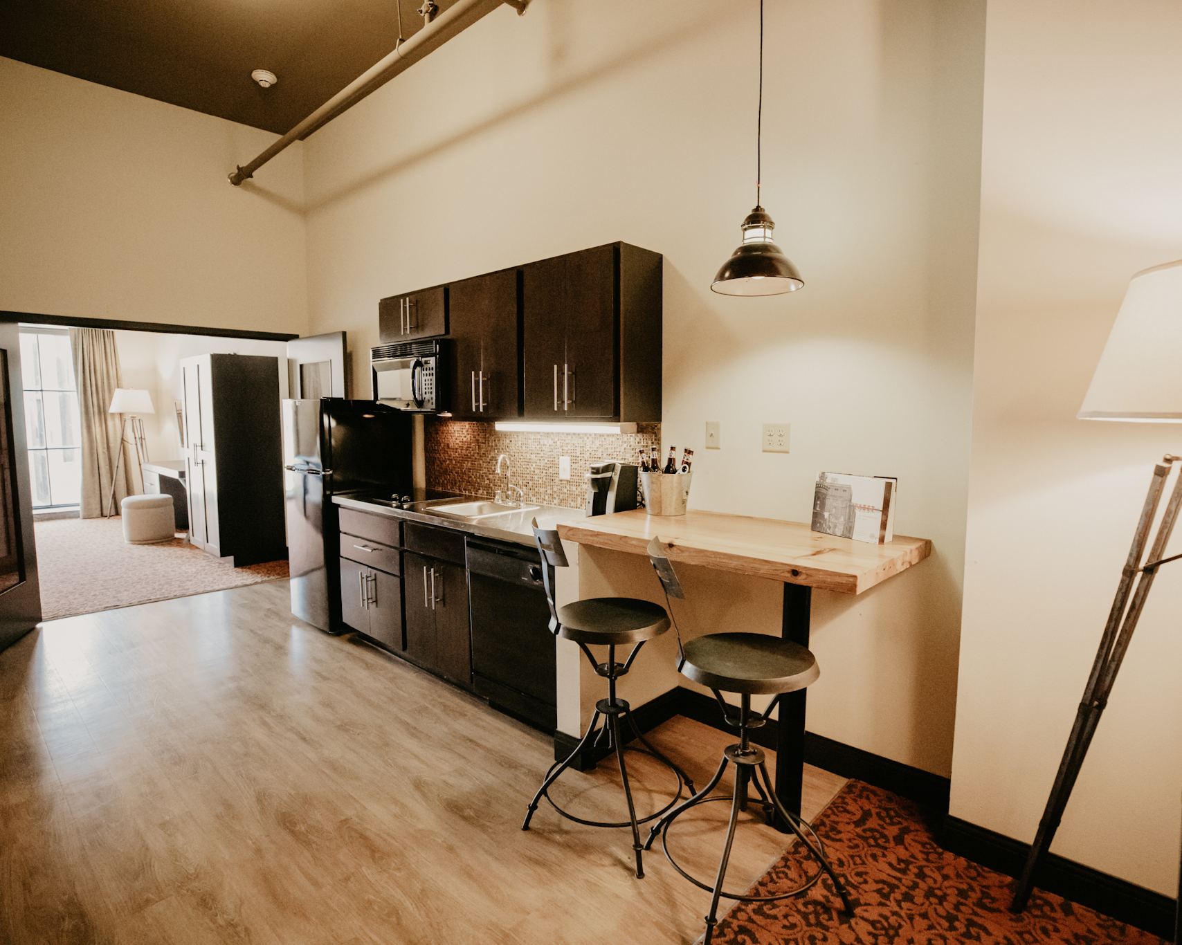Brewhouse Inn & Suites