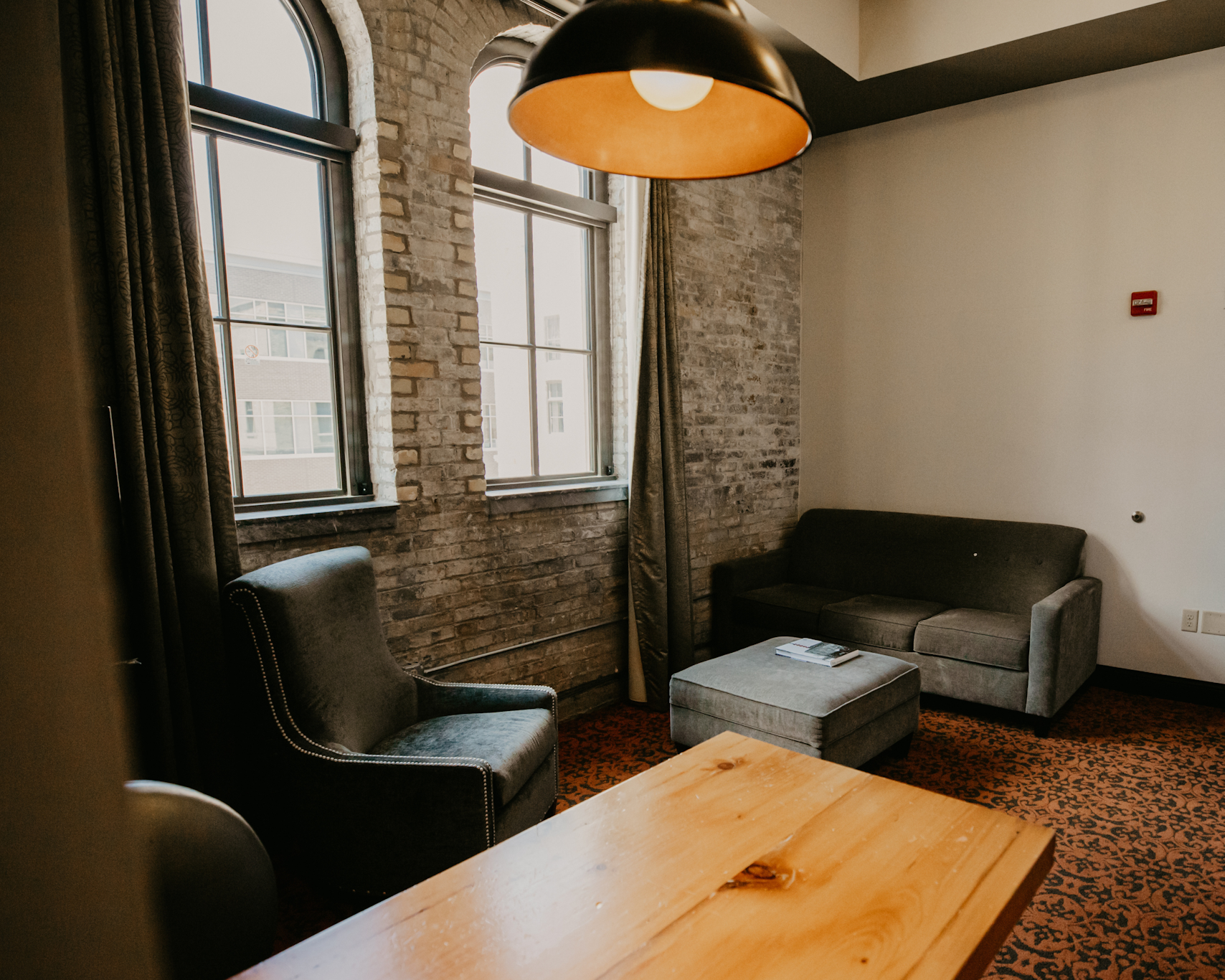 Brewhouse Inn & Suites