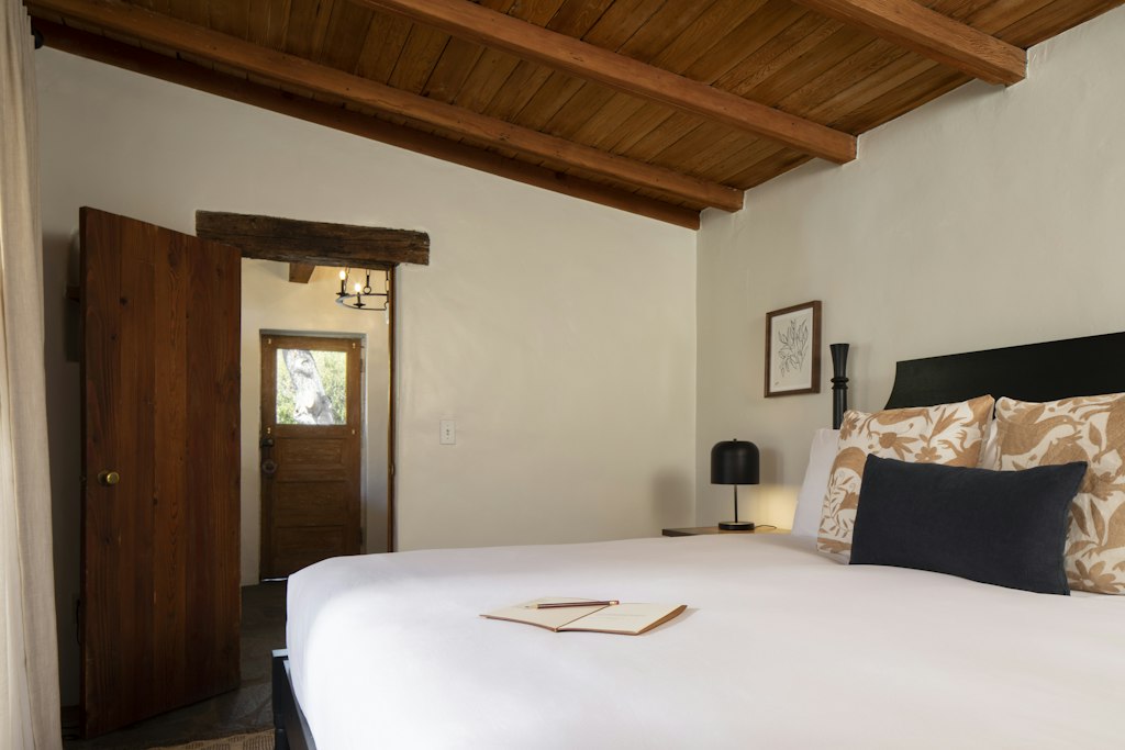 Guest photo