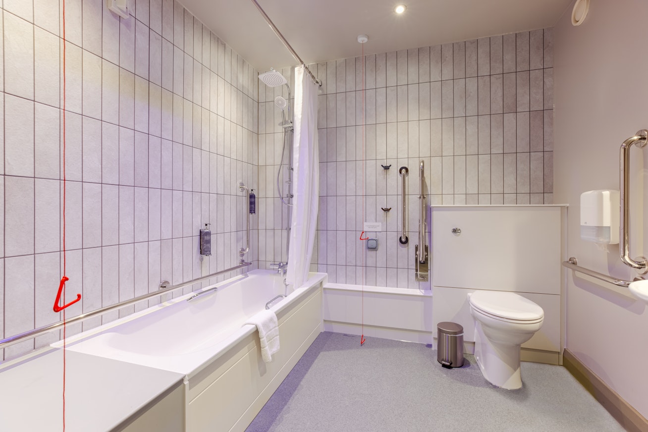 Premier Inn Glasgow Newton Mearns (M77)