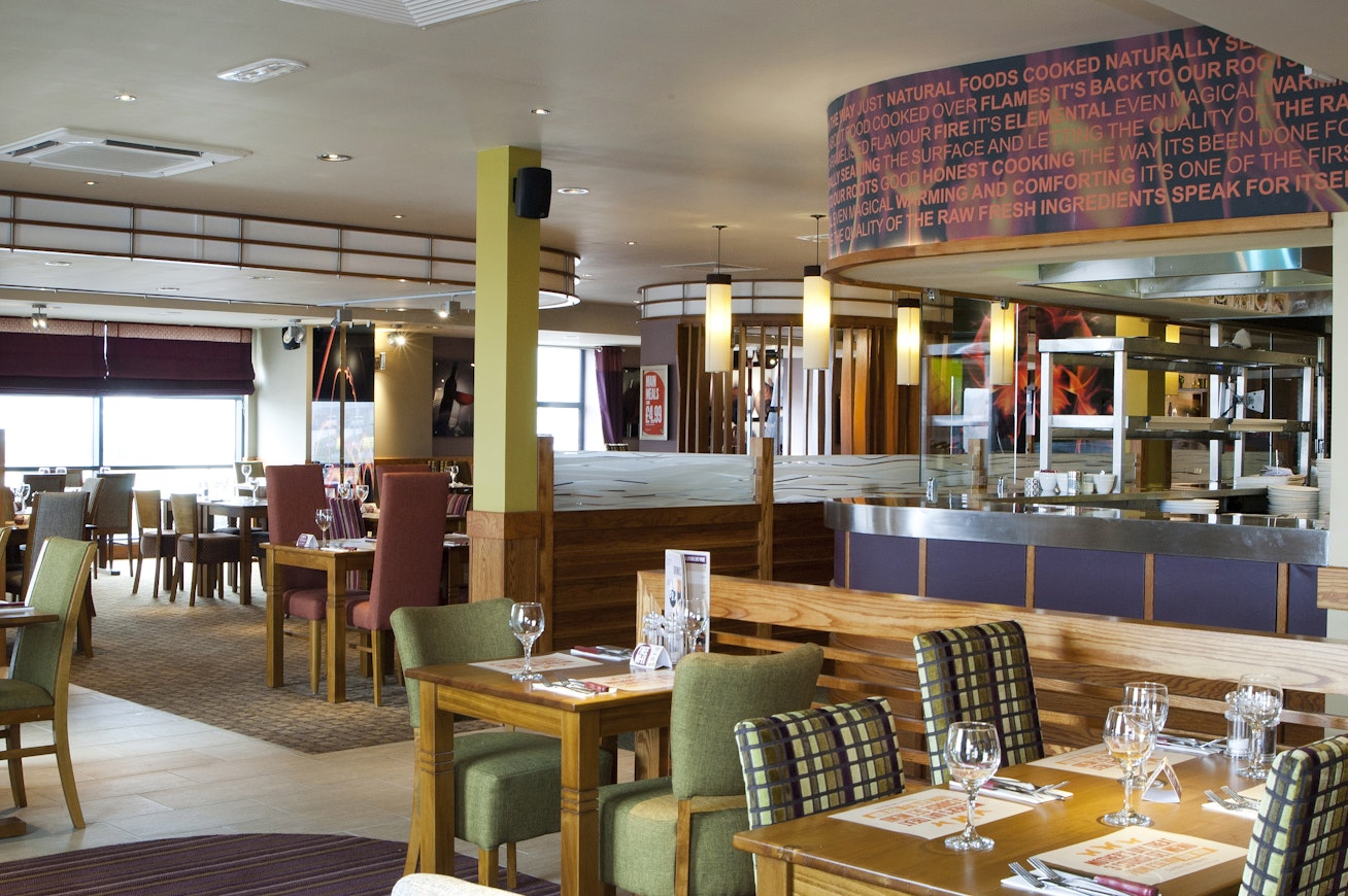 Premier Inn Glasgow Newton Mearns (M77)
