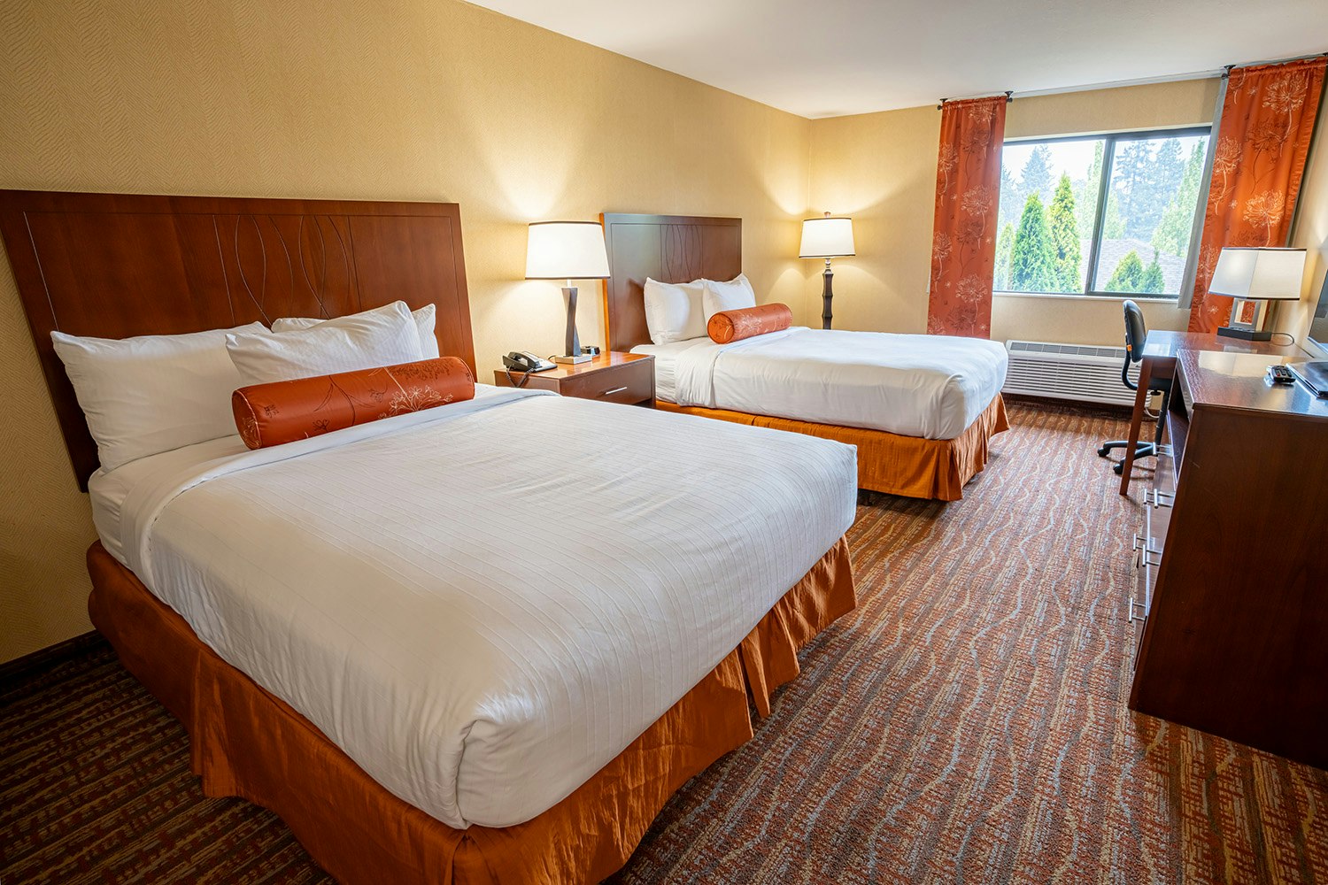 Double Queen Suite