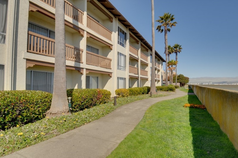 Vagabond Inn Executive – San Francisco Airport Bay