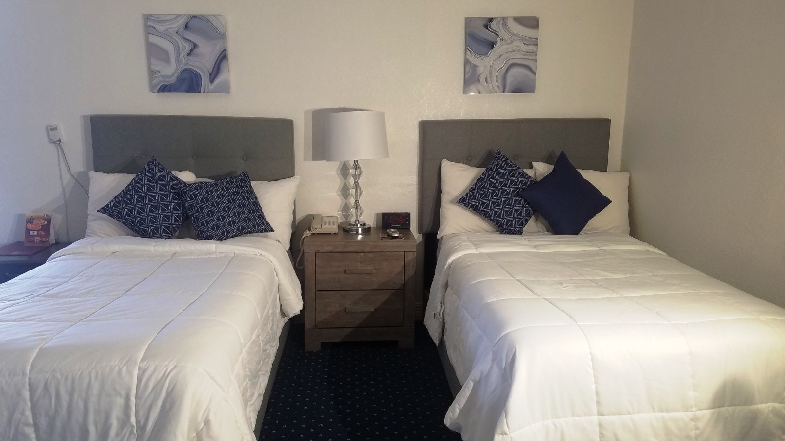 2 Double Beds Non-Smoking Room