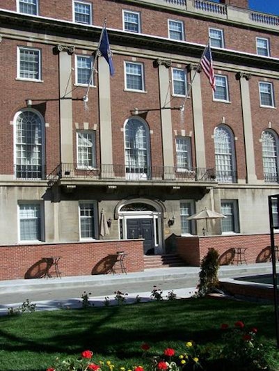 Inn on Broadway