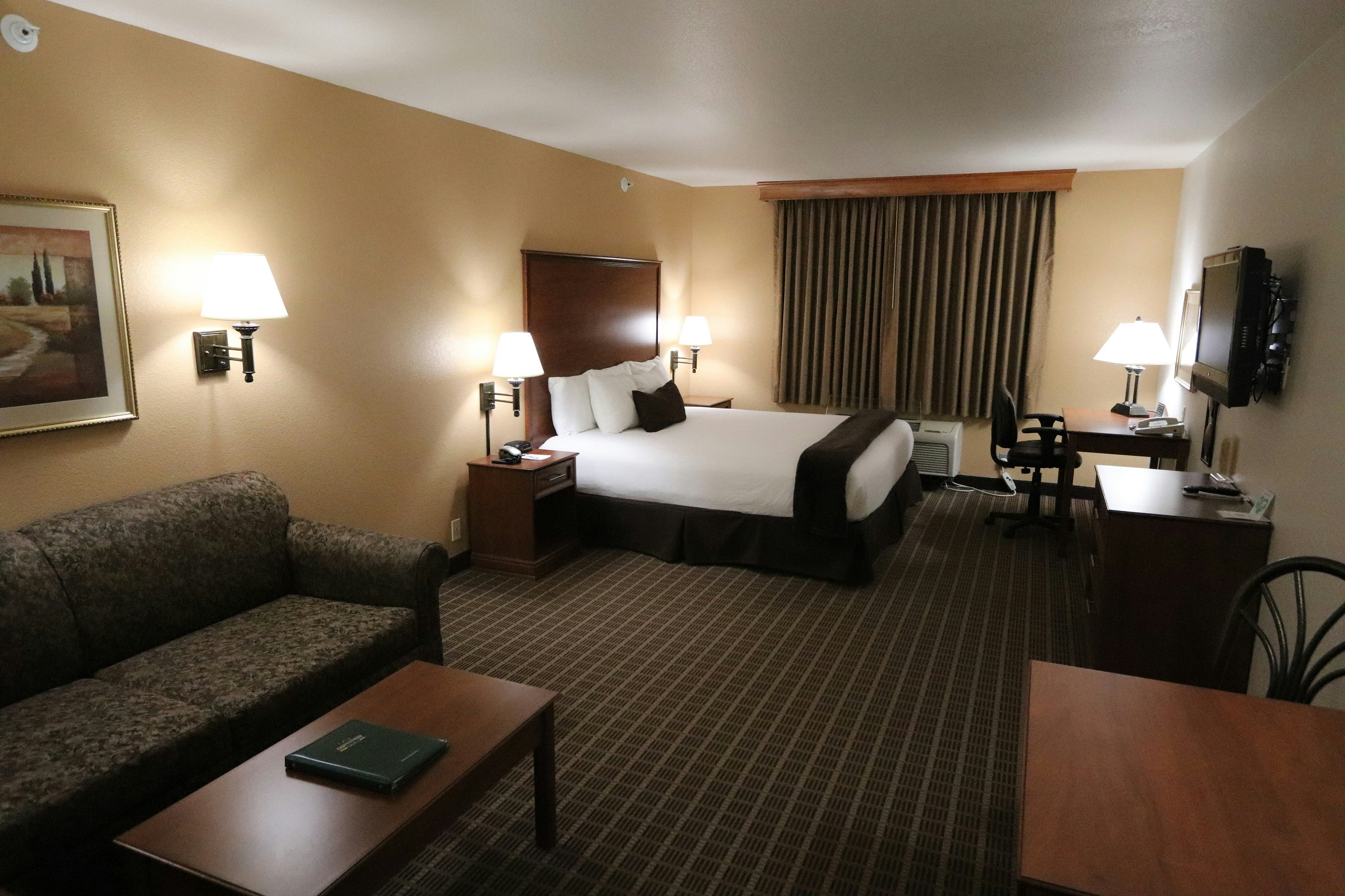 Expressway Suites of Fargo