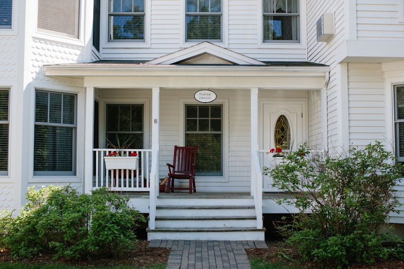 Eagle Harbor Inn