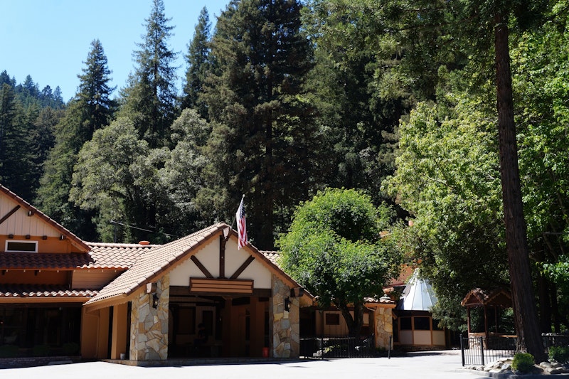 Brookdale Lodge
