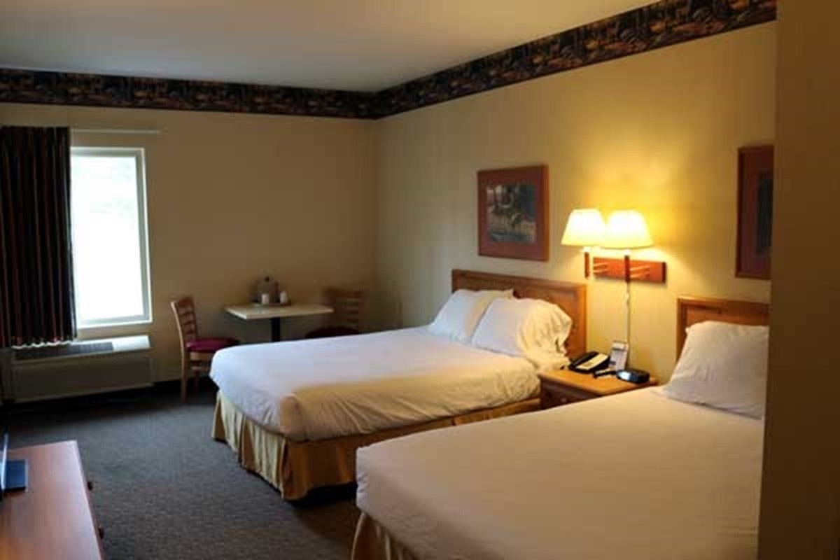 The Pellston Lodge