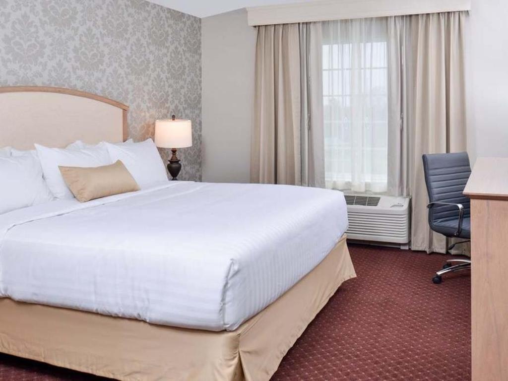 Appomattox Inn & Suites