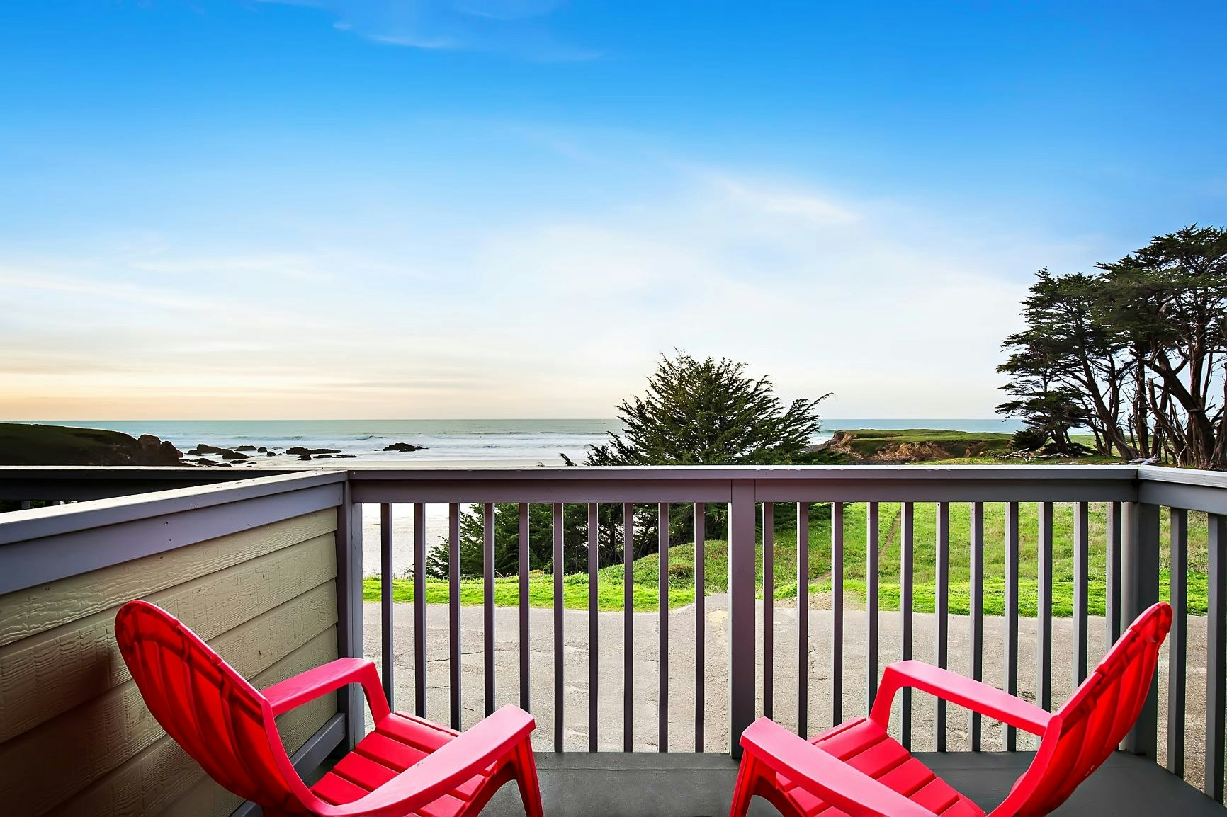 King Bed with Ocean View