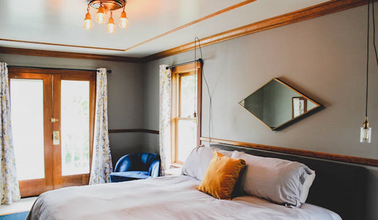Shelburne Hotel
