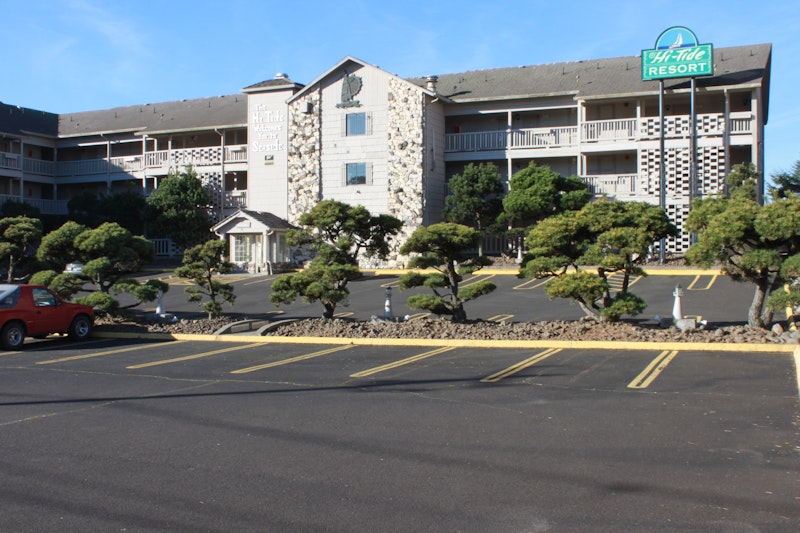 Hi-Tide Oceanfront Inn